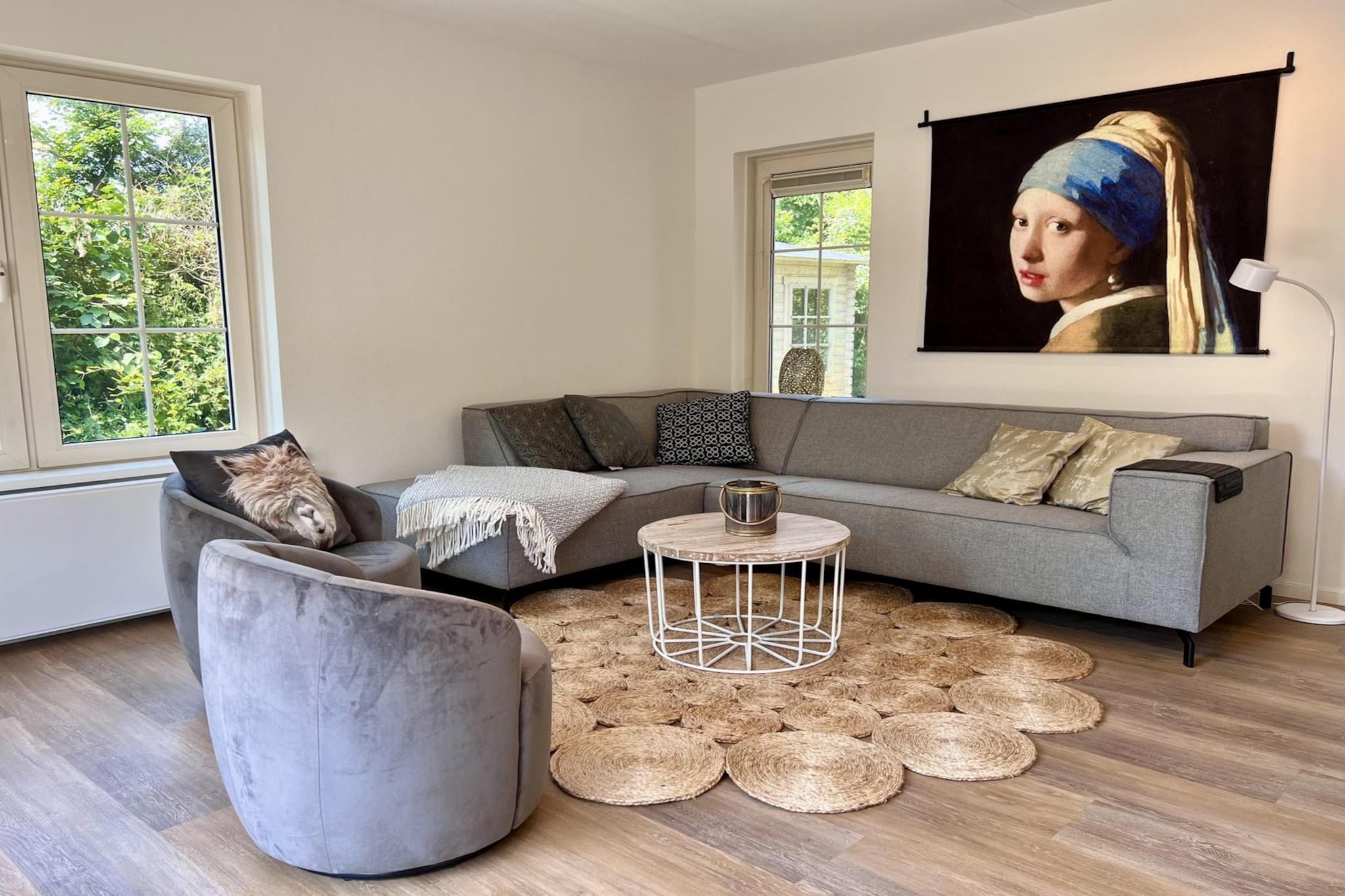 Unwind at this charming holiday home located in the serene Villapark Anzelhoef, Sint Maartenszee. Renovated in 2023, the property accommodates up to 5 guests, offering a tastefully furnished living room with a comfortable corner sofa, armchairs, and a Smart TV with Dutch and German channels. The dining area seats six, with a high chair provided. The modern open kitchen features a dishwasher, Nespresso coffee maker, induction hob, and combination microwave, complemented by a scullery with a washing machine and dryer. 

Nestled near the beach and forest, the home is perfect for a cycling or walking holiday. A 10-minute bike ride leads to the beach, while the surrounding forest is just a short stroll away. Explore the beautiful dunes, vibrant bulb fields in spring, and local markets for a relaxing getaway. The area is ideal for outdoor enthusiasts, with trails and scenic landscapes offering plenty of adventure and leisure.  

The property includes two modern bathrooms, one on each floorâ€”one with a shower, toilet, and sink, and the other with a bathtub, toilet, and sink. The sunny garden features a landscaped terrace with furniture and an electric barbecue for outdoor dining. One car can park at the property, with additional parking available in the general car park. Free WiFi is provided, and guests are reminded to bring or rent linen. Please note that pets are not allowed, and electric car charging is prohibited.

Note: The bed linen is optional and available for â‚¬ 13 p.p./Stay.