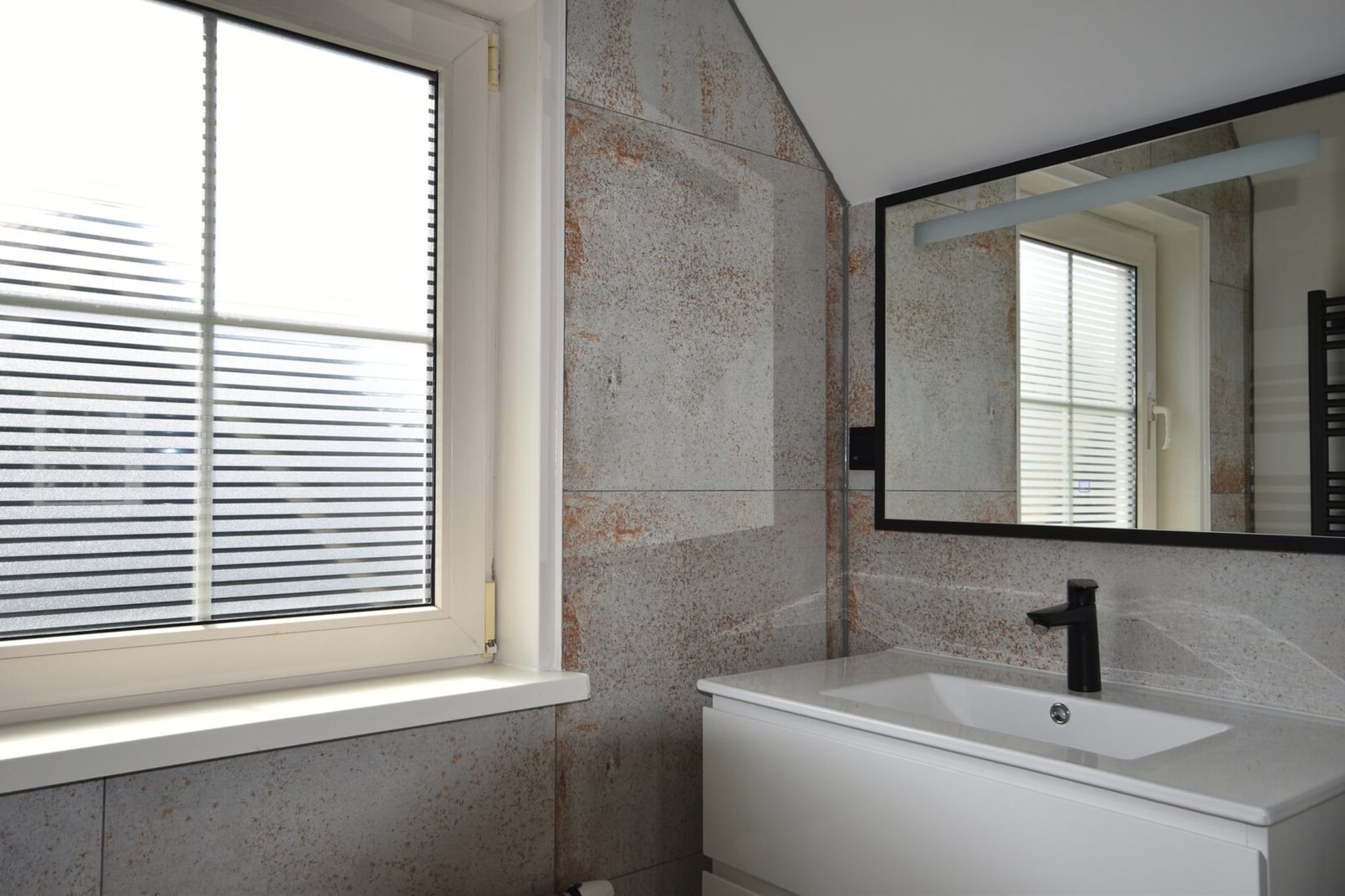 Anzelhoef 11-Badezimmer
