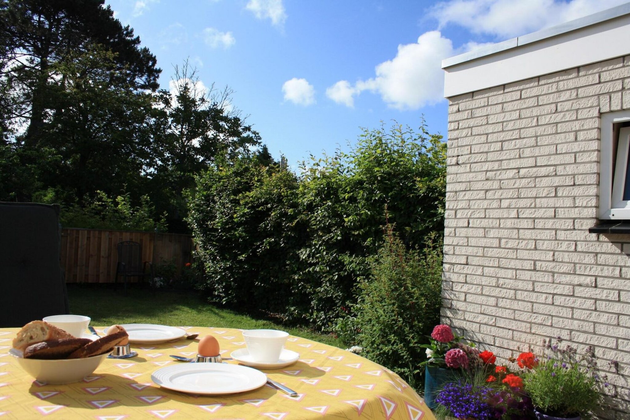 Exterior Summer