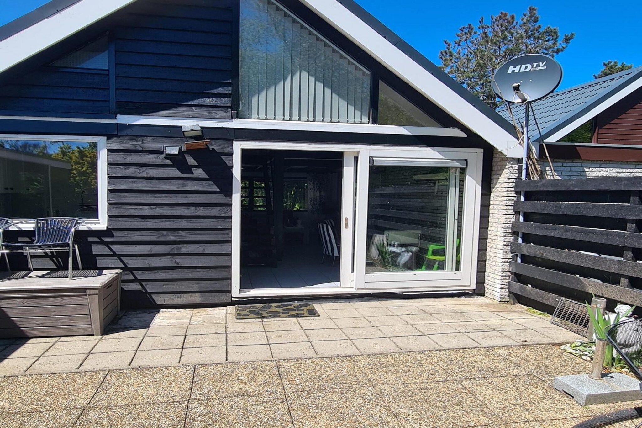 Exterior Summer