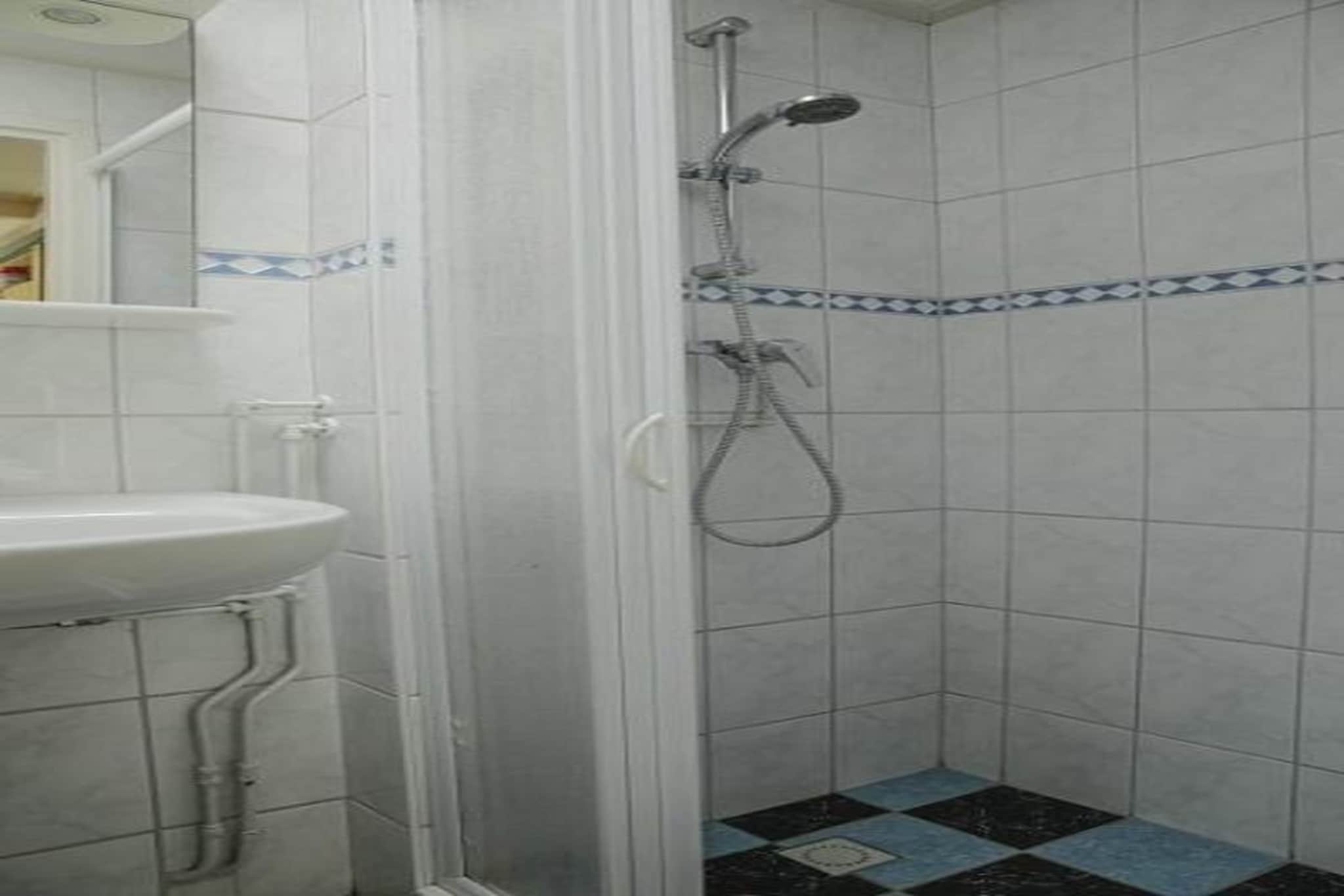 De Schelp 14-Badkamer