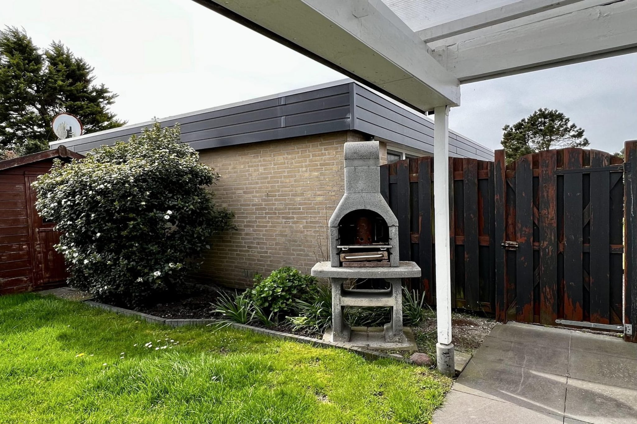 Beautiful bungalow in North Holland