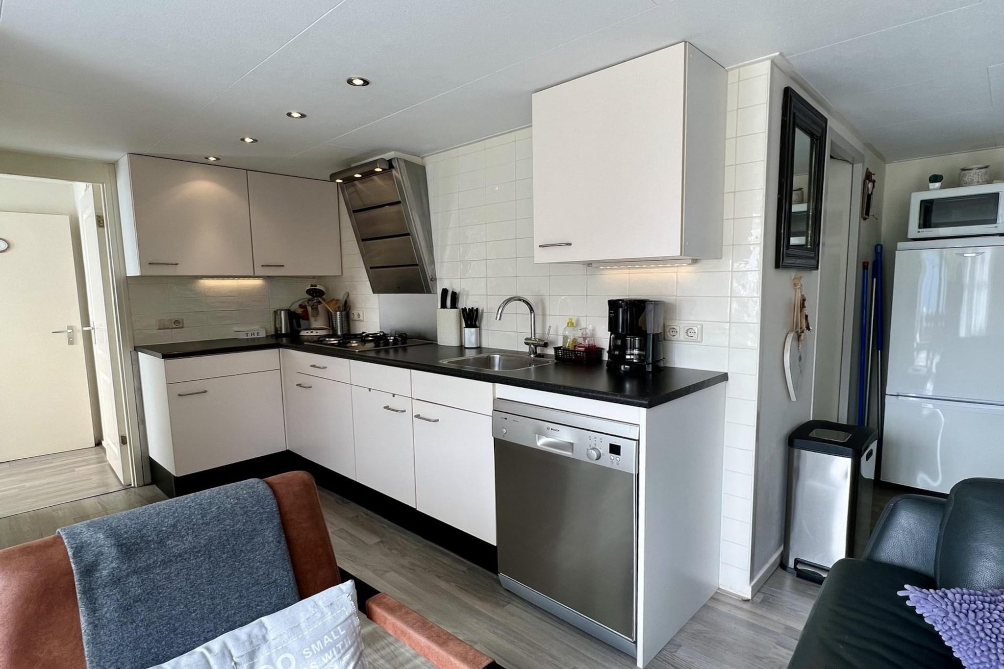 Eb en Vloed 75-Kitchen