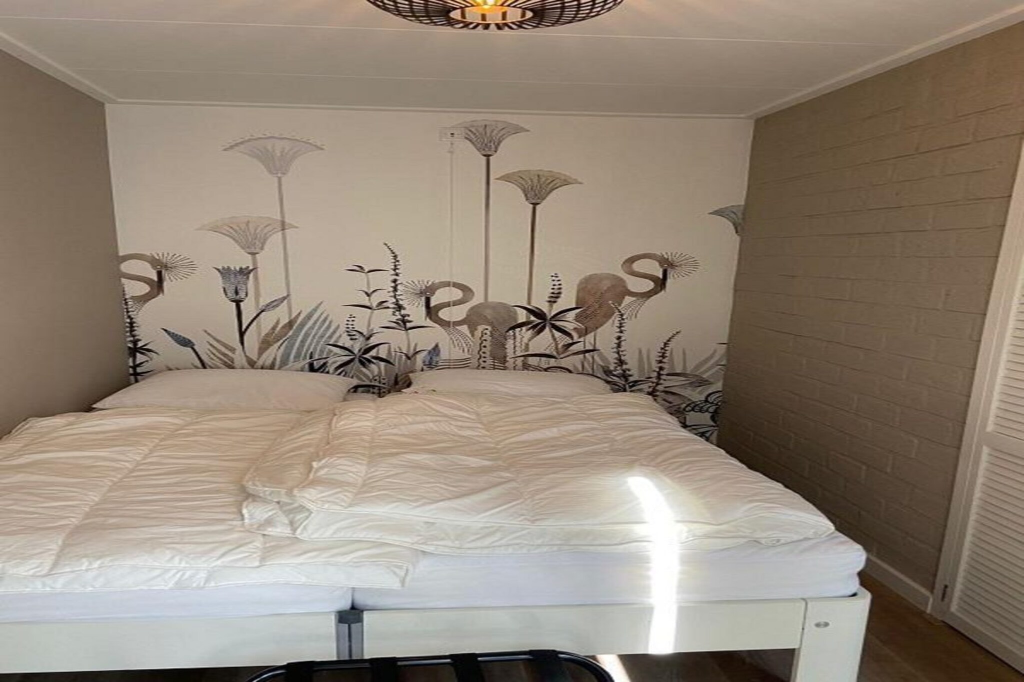 Family bungalow on quiet resort