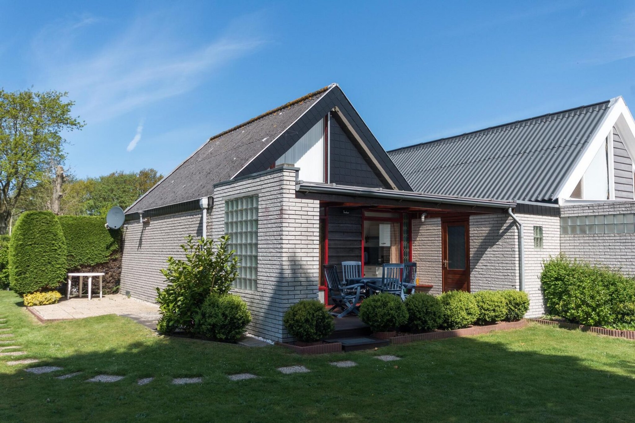 Bungalow in North Holland coast