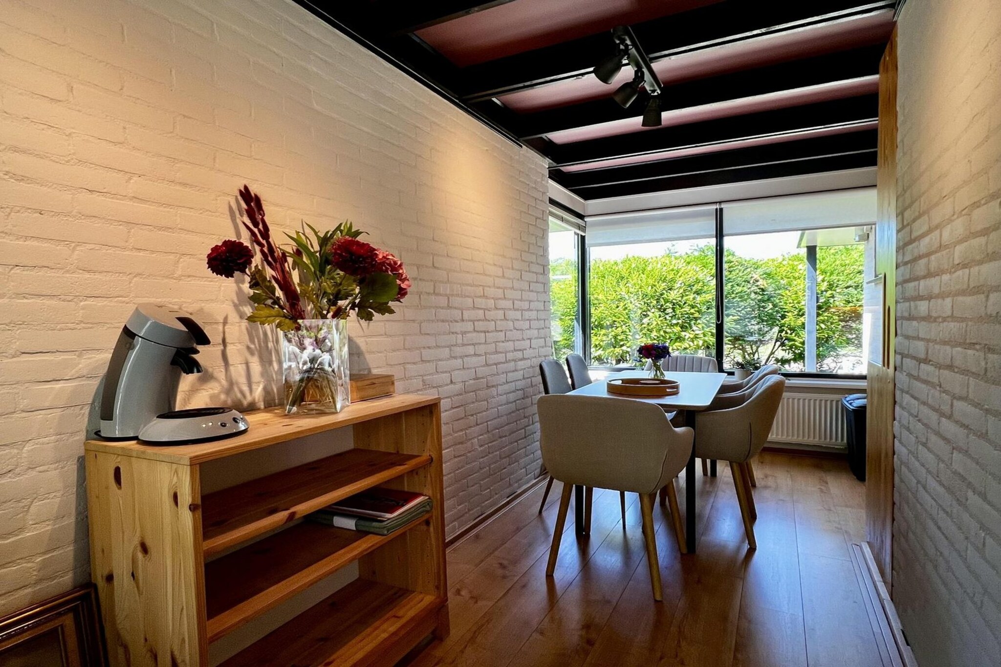 Amazing bungalow with sunny garden