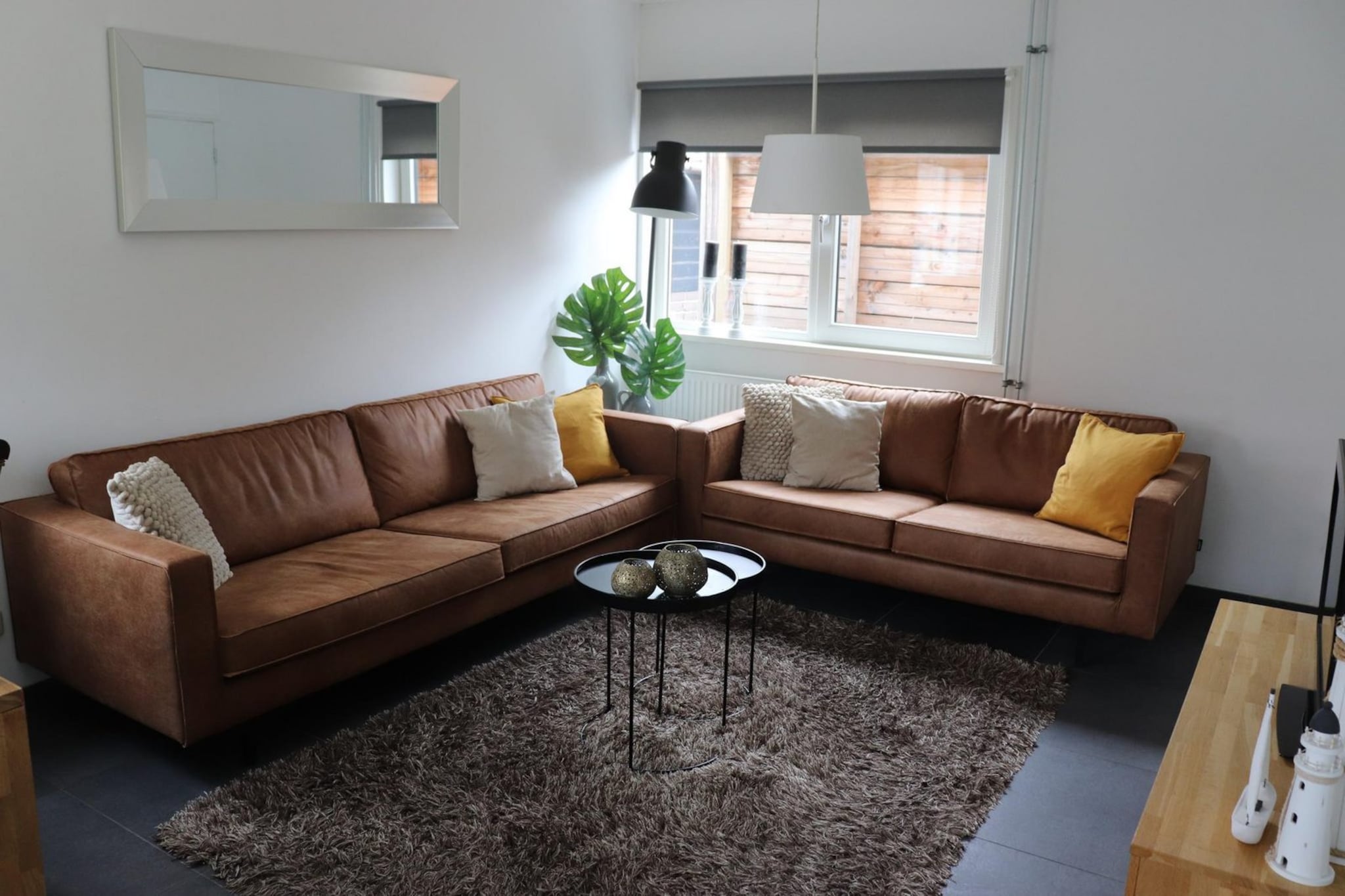 Tucked away in the heart of Petten, this charming summer retreat is the perfect spot for anyone dreaming of sea air and sandy toes. Just 500 meters from the wide, inviting beach, it offers the best of both worlds: a peaceful, private base and the lively energy of the coast just a short stroll away. With its cozy atmosphere and thoughtful details, you’ll feel warmly welcomed from the moment you arrive.
Inside, the home is bright and tastefully decorated, with every corner designed to make your stay comfortable. The living room invites you to relax after a day outdoors, while the fully equipped kitchen has everything you need to prepare favorite meals with ease. Two snug bedrooms promise restful nights, and the updated bathroom makes freshening up a breeze. Free WiFi, central heating, and a touch of coastal style give the space that perfect “holiday at home†feel.
Step outside to your own fully enclosed terrace garden, ideal for sunny breakfasts, long barbecues, or simply unwinding with a book. There’s a lockable storage space for your beach gear or bikes, plus a handy wagon for those short walks to the sea. With the welcoming vibe, fresh furnishings, and unbeatable location near the dunes and shoreline, this is the kind of place where holiday memories come naturally.
The bed-linen is optional and available for € 13 p.p./Stay.