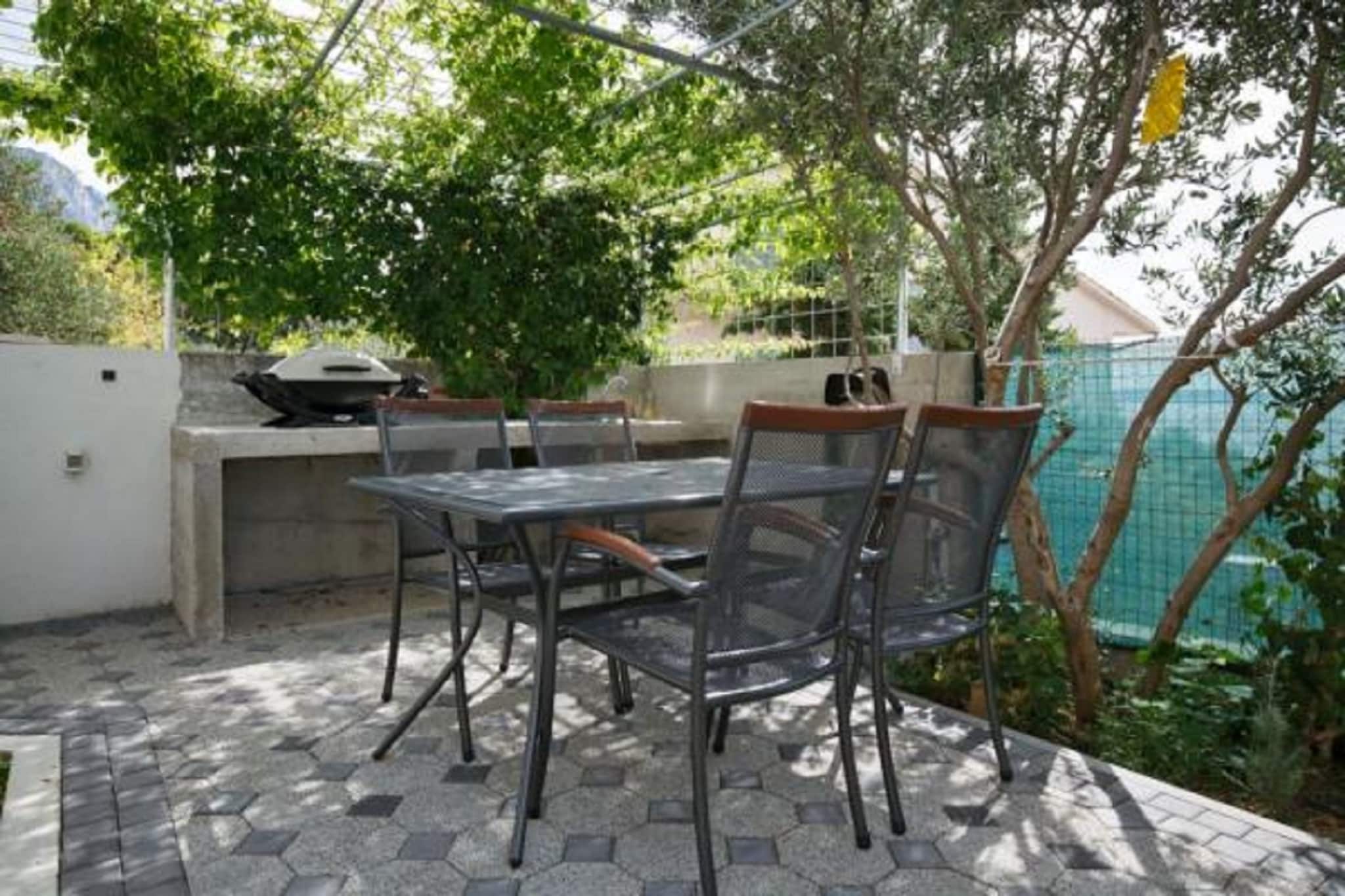 Two-Bedroom Apartment (A1)-Niet-getagd