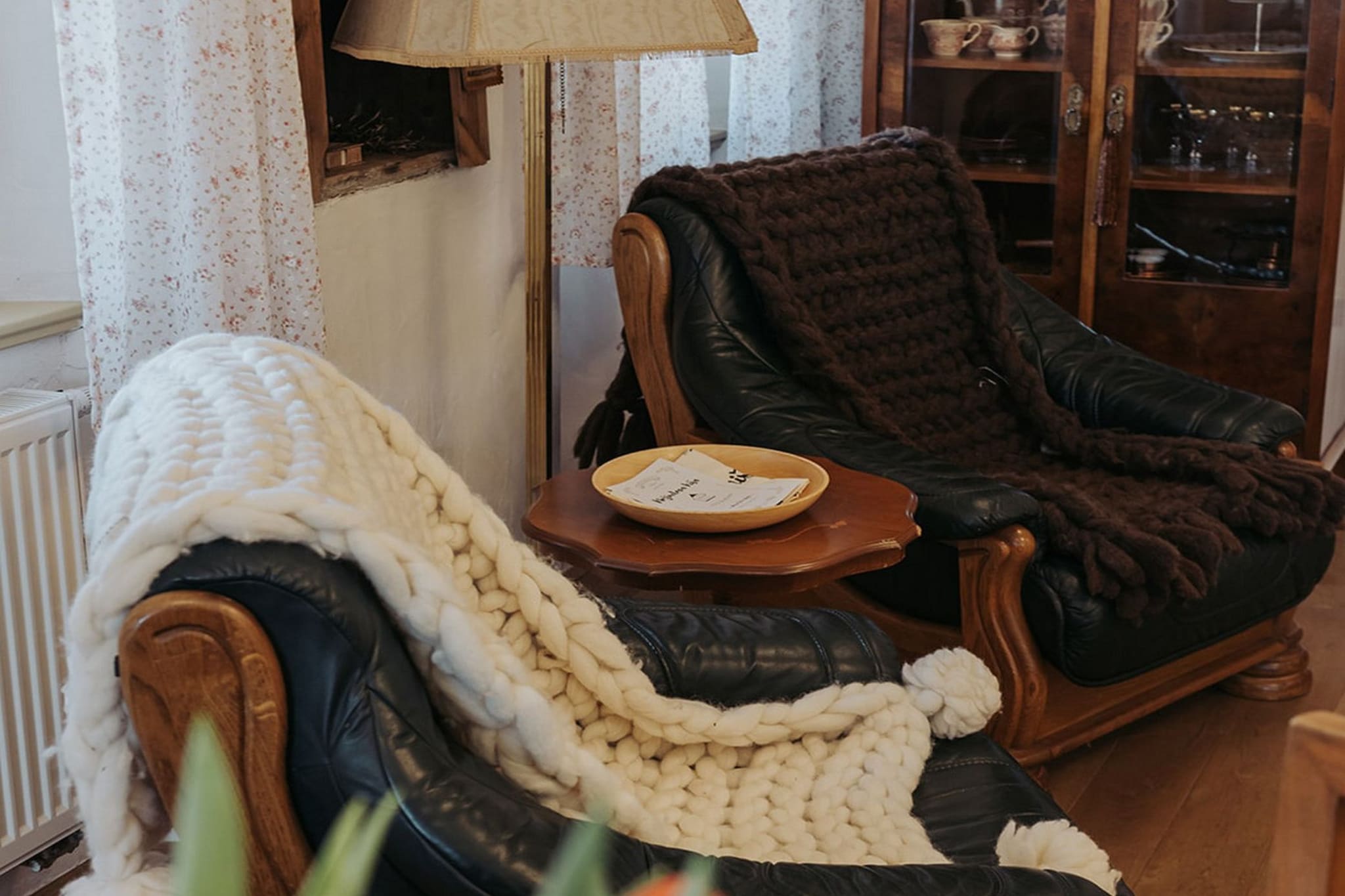 Enchanted Misty Valley Cottage Apartments - Classic One Bedroom Apartment (owner 2)