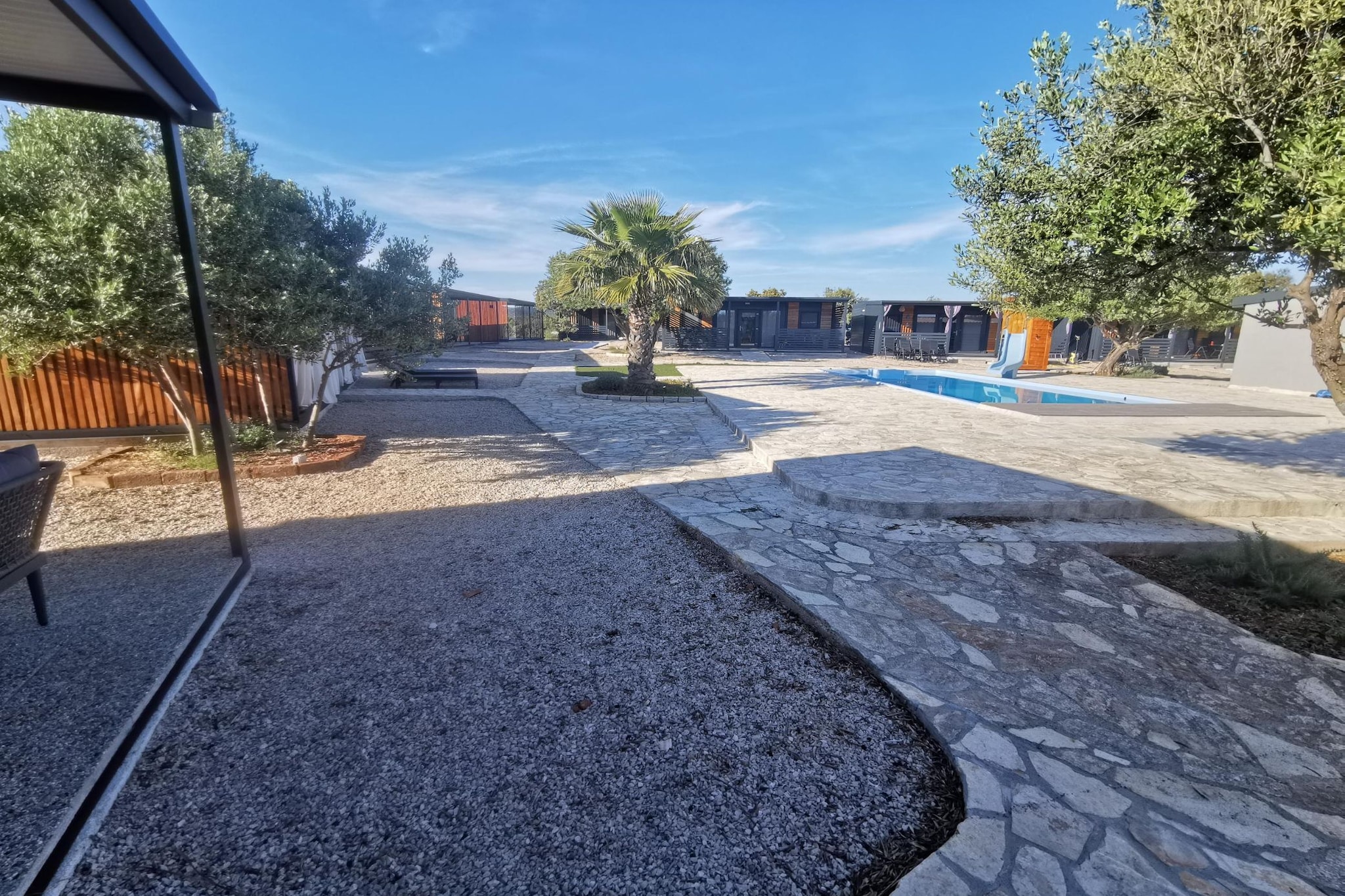 Comfort Two Bedroom Mobile Homes Pirovac - Classic Two Bedroom Mobile Home with Sea View and Terrace-Außenbereich