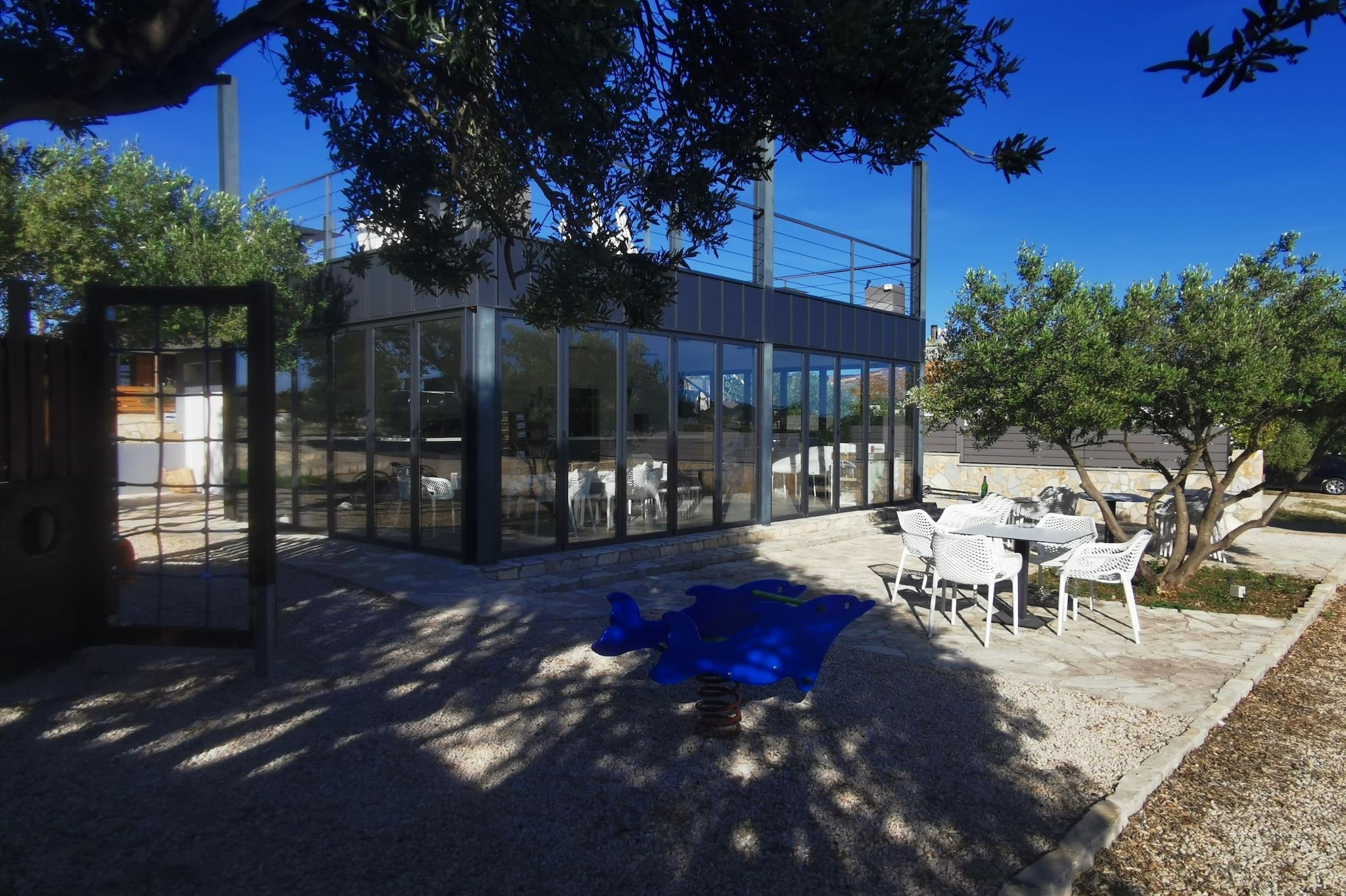 Comfort Two Bedroom Mobile Homes Pirovac - Classic Two Bedroom Mobile Home with Sea View and Terrace-Außenbereich