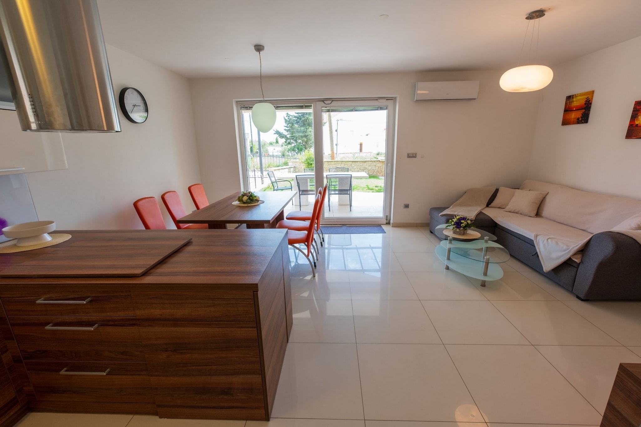 Charming  Three Bedroom House  Turanj