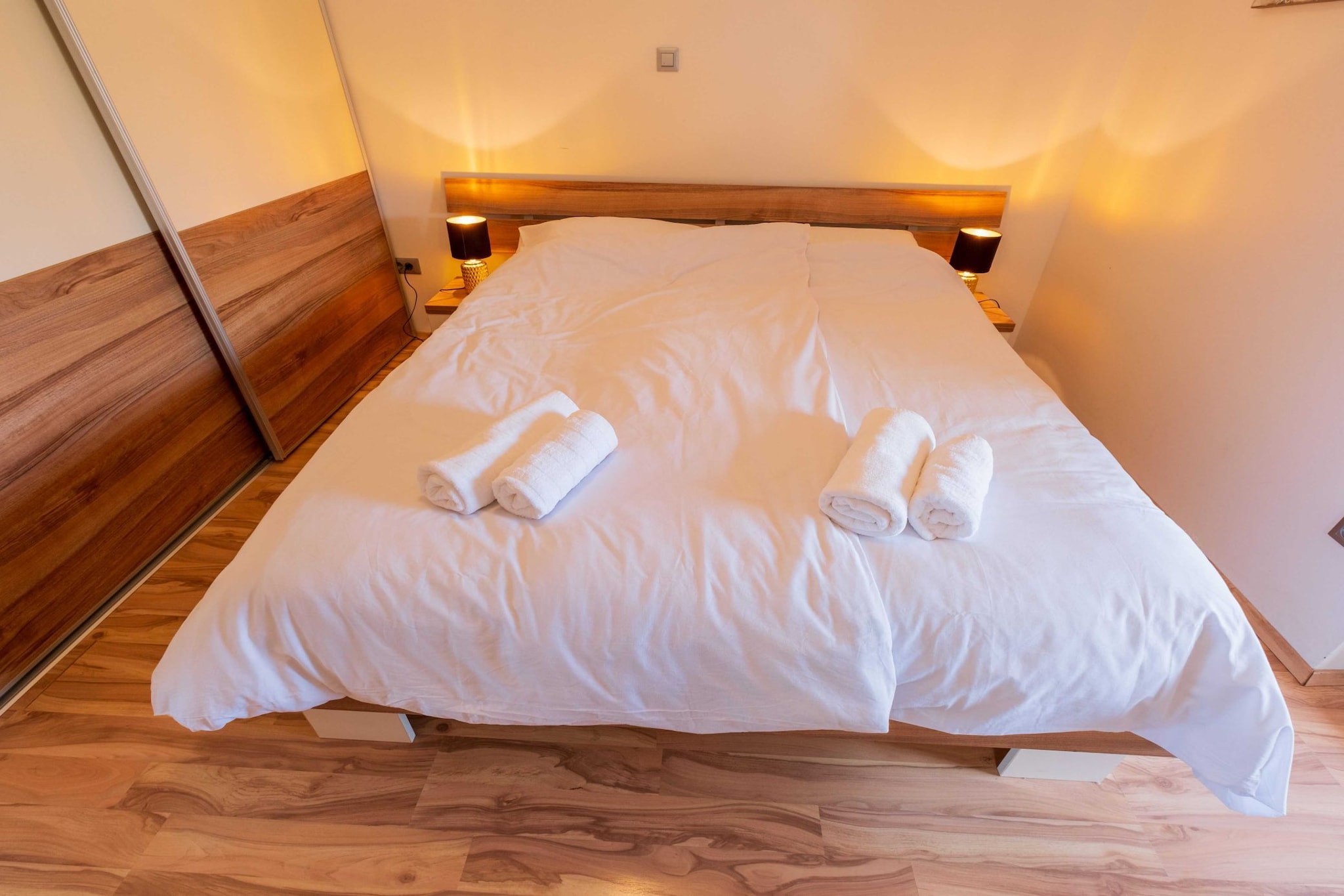 Charming  Three Bedroom House  Turanj