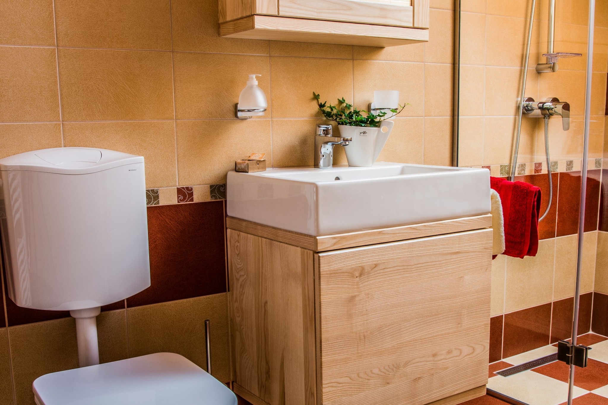 Riverside Pines Luce Apartments with Balcony - Studio Apartment with Balcony-Salle de bain