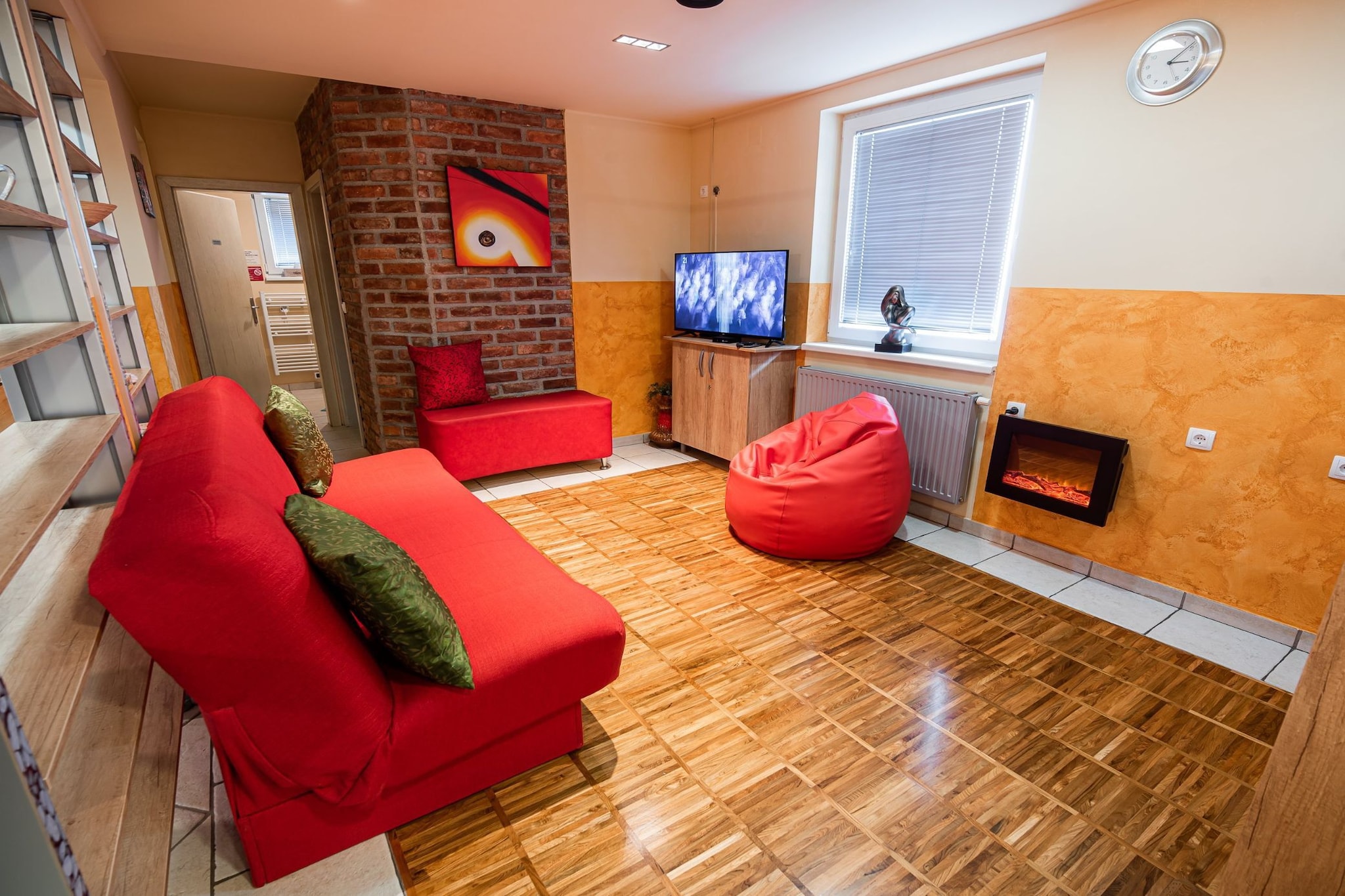 Elegant and Stylish Retreat Apartments with Terrace - Two Bedroom Apartment with Terrace