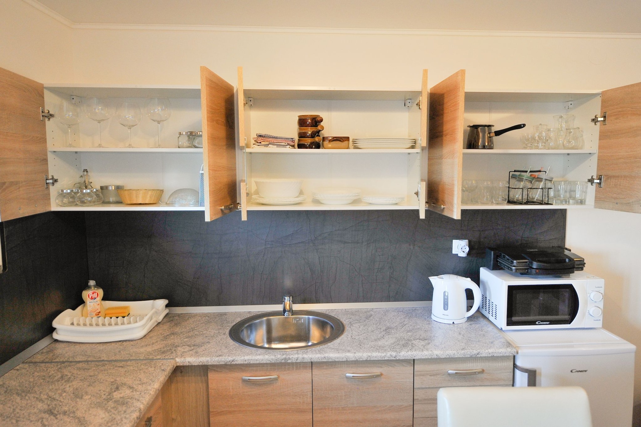 Relax and Rustic Apartments with Terrace - Standard One Bedroom Apartment with Terrace (owner Marjana)-Keuken