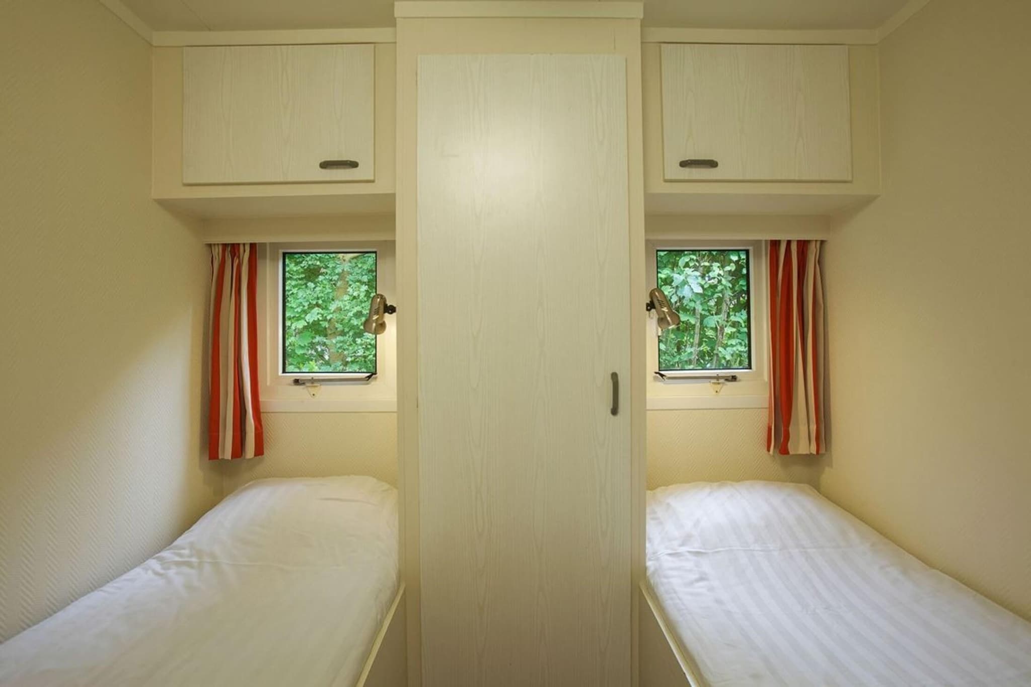 Chalet in Netherlands near Swimming Lake