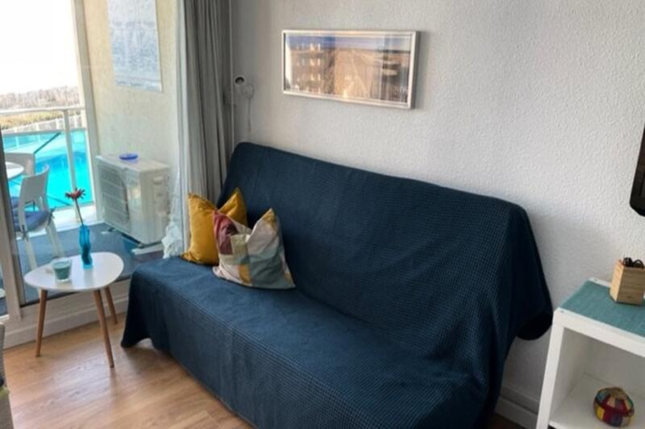 Relax in this quiet and elegant accommodation. You dream of spending your vacation with the sea as the only guest in your stay. This Apartment...
 Relax in this quiet and elegant accommodation. You dream of spending your holidays with the sea as the only guest in your stay. This air-conditioned apartment for 3 people sea view benefits from a prime location and is located in a residence with private swimming pool. Composed With a bedroom with 160 cm bed, a living room with sofa bed, an equipped kitchen, a bathroom, and a terrace, this accommodation has been renovated. renovated with taste and offers you ideal comfort at home. your rest.Non-smoking apartment, private parking space
 Close to all amenities (restaurants, bakery, supermarket)...
 Equipment: 
 air conditioning, internet connection, television, oven, microwave, fridge/freezer, toaster, hotplates, dishwasher, coffee machine filters, Nespresso coffee maker, kettle, washing machine, hair dryer, electric grill, steam cooker, blender.
 PETS NOT ALLOWED
 Classified accommodation 2*
 
 Deposit (in euros) - 300