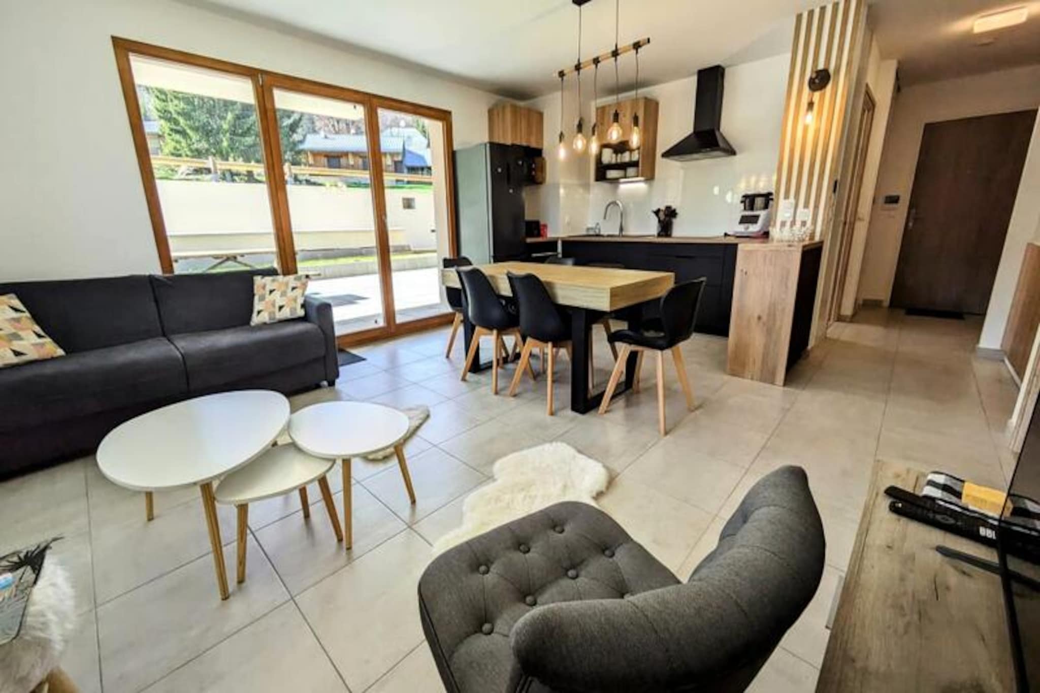 Spacieux Appartement Au Pied Des Pistes-Image-tags.