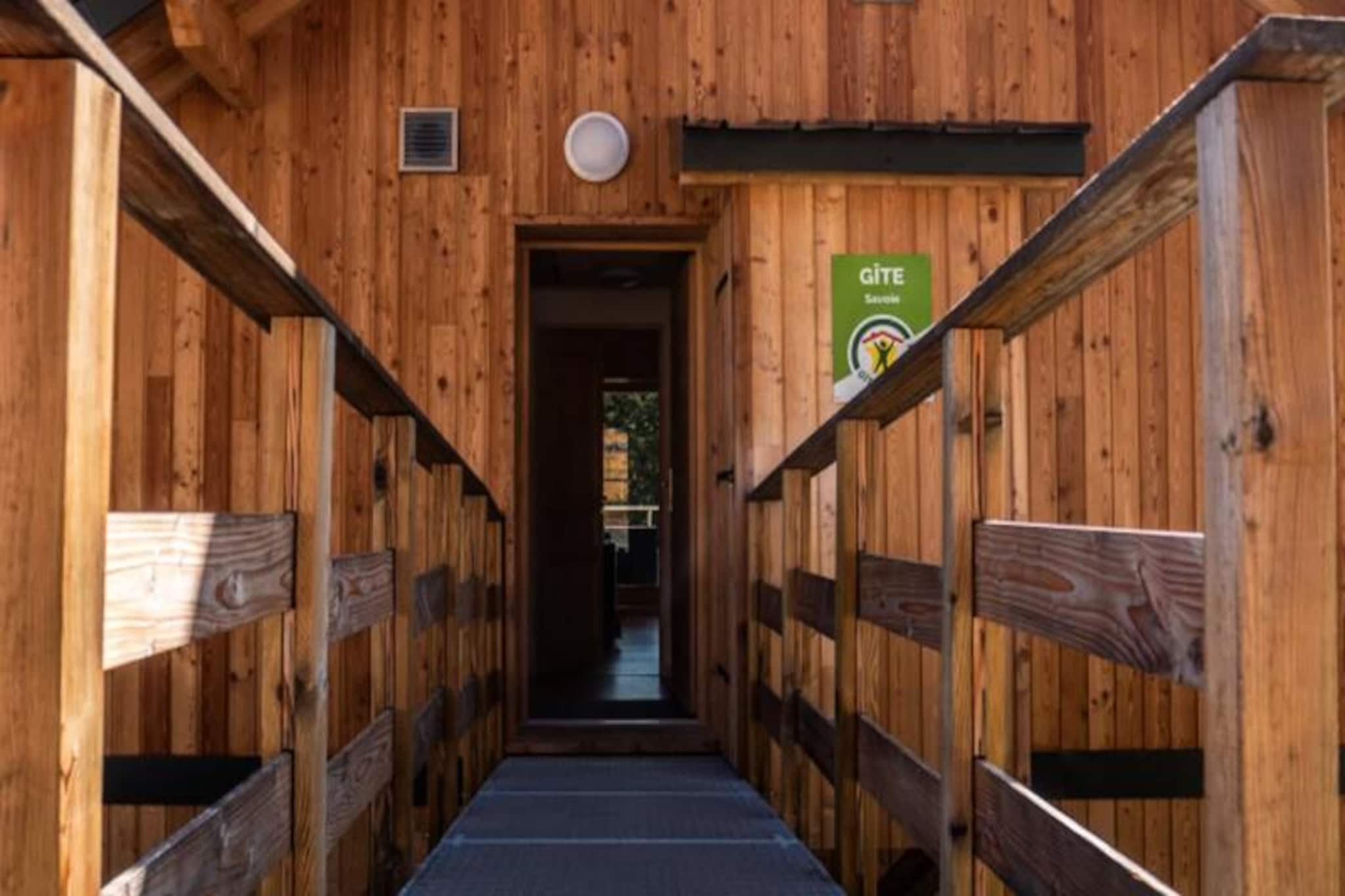 Chalet Cozy Au Cœur De La Féclaz : Séjour Authentique Et Proche Des Pistes-Image-tags.