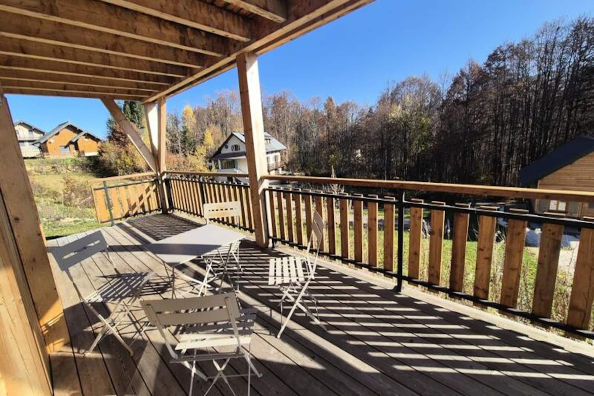 Chalet Cozy Au Cœur De La Féclaz : Séjour Authentique Et Proche Des Pistes-Image-tags.