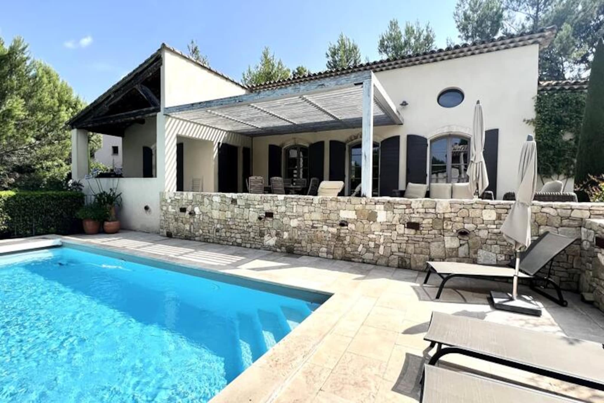 Houses & Villas for 8 People