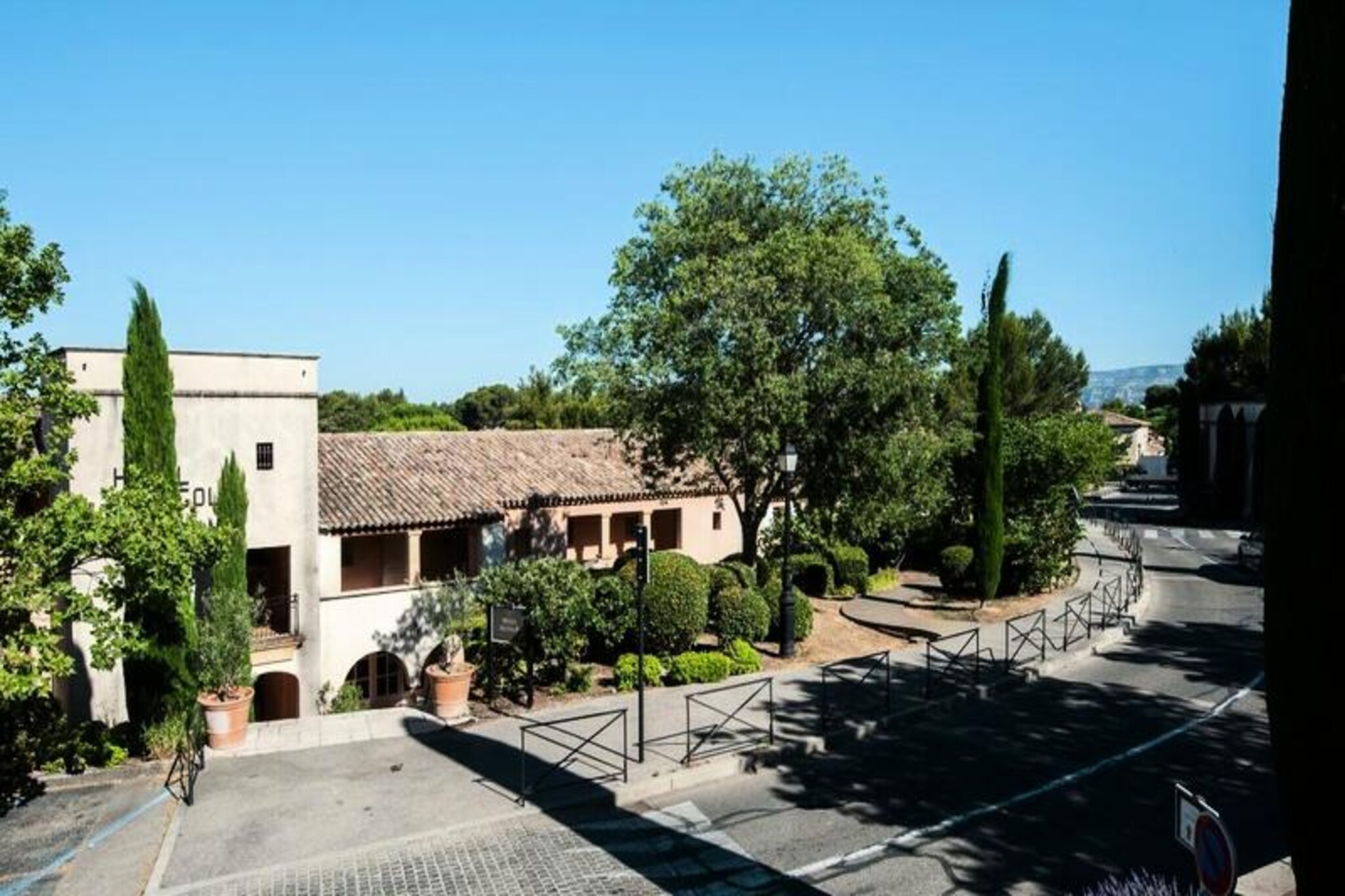 Apartment in Provence with Wave Pool & Golf
