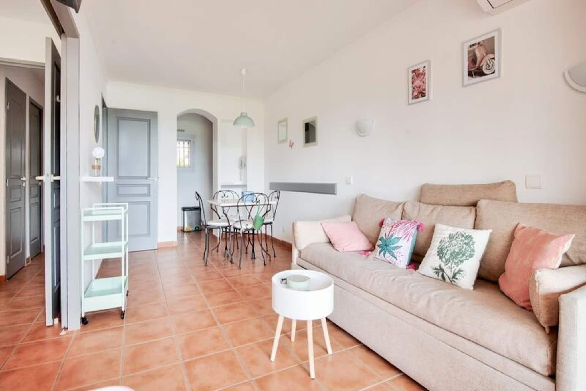 Apartment in Mallemort with Heated Wave Pool