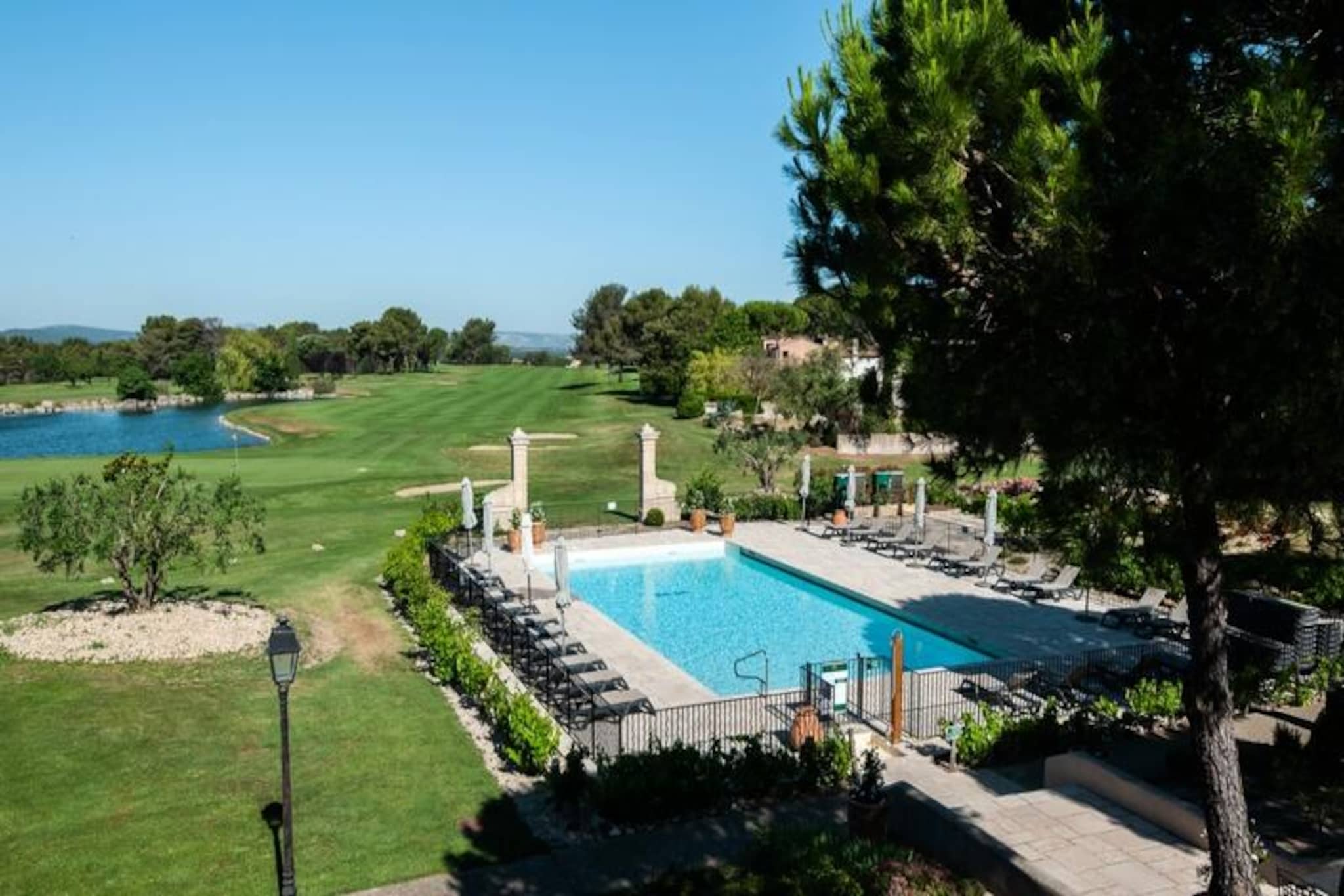 Apartment in Mallemort near Pont Royal