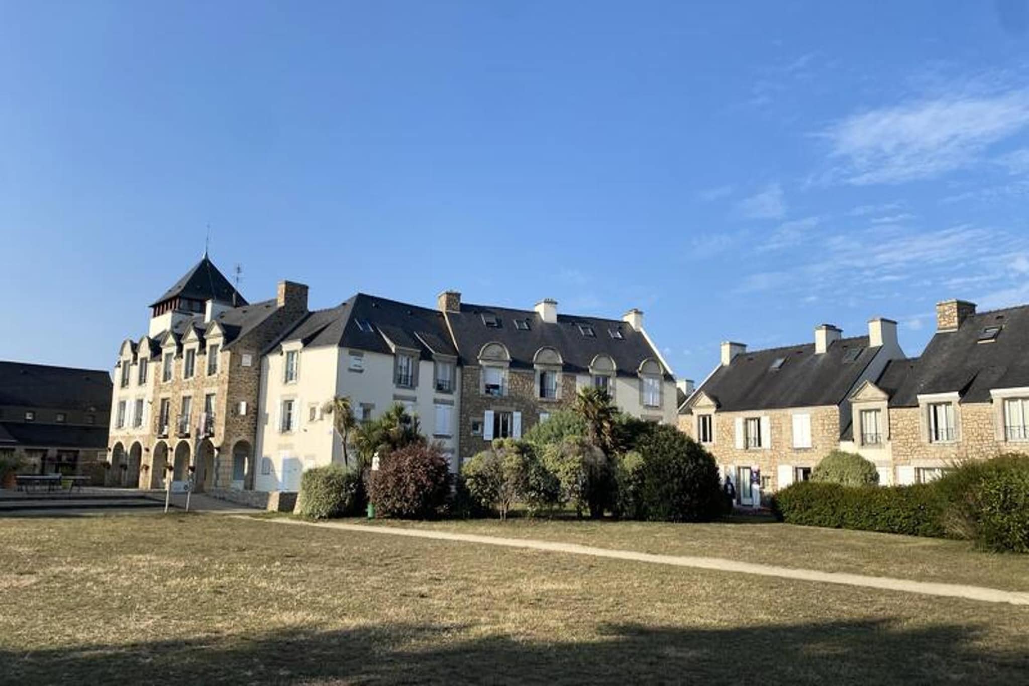 Second district of a friendly village, the Port du Crouesty Village residence distributes its traditional Breton facades just a few steps from the port as well as the ocean, on the Rhuys peninsula, between the Gulf of Morbihan and the bay from Quiberon.
 
 
 
 Enjoy your holidays in Brittany in elegant granite houses with slate roofs and white wooden balconies.
 
 Comfortable, fully equipped apartments await you just 300 meters from the one km long Fogeo beach. Explore the wide range of leisure activities offered on site, from swimming to beach volleyball, 200 meters from the restaurants and shops of Port Crouesty. Or you can also enjoy the pleasure of a thalassotherapy weekend in Brittany, thanks to direct access to the Miramar Crouesty thalassotherapy center!
 
 
 
 You will appreciate:
 
 Fogeo beach and its leisure activities approximately 300 meters away.
 Direct access to the Miramar Crouesty thalassotherapy center.
 Comfortable accommodation a few steps from the port, the sea, shops and restaurants.
 
 
 Your vacation rental includes: 1 living room, 1 cabin area (closed), 1 kitchen, 1 bedroom (upstairs), 2 bathrooms (including 1 upstairs), 1 separate toilet, 2 terraces and 1 parking lot.
 
 Surface area: approximately 40 m².
 Location: 2nd floor
 Composition of the living room: 2 sofa beds, 1 of which with trundle bed (maximum capacity of 3 beds, 1 of which is intended for children). 1 cabin area (with door): 2 single bunk beds. Meal side: 1 table with 6 chairs.
 Kitchen open to the living room.
 Composition of the rooms:&nbsp;
 
 Bedroom 1: 1 double bed
 
 
 Composition of the bathrooms:&nbsp;
 
 Bathroom 1 (downstairs): bath-shower. Separate WC.
 Bathroom 2: (upstairs): bath-shower + WC.
 
 
 
 
 Wifi access - With supplement - subject to availability.
 Pets allowed - In addition, inquire directly with the residence for prices.
 Baby Kit - Subject to availability: 1 folding baby bed (NF EN 716 standard), 1 baby chair (from 6 months), 1 changing mat, 1 stroller: content may vary depending on the residence) - prices to be seen with reception.
 Bed linen - At an additional cost - content may vary depending on the residence: fitted sheet, sheet or duvet cover and pillowcase.
 Towels - Extra charge. Possibility of changing daily linen available, inquire at reception for prices.
 End of stay cleaning - Mandatory cleaning service to be paid upon check-in or upon arrival.
 Parking - Outdoors, free subject to availability of spaces.
 Swimming pool - Open until 09/15/2024
 Tourist tax (additional charge) - Payment of the tourist tax is made via your personal space: https://mon-compte.maeva.com, the amount varies depending on the location. Free for under 18s.
 Television - Depending on your accommodation.
 Deposit (in euros) - 500
 End of stay cleaning - Mandatory cleaning service to be paid upon check-in or upon arrival.
 Bed linen - Additional charge.