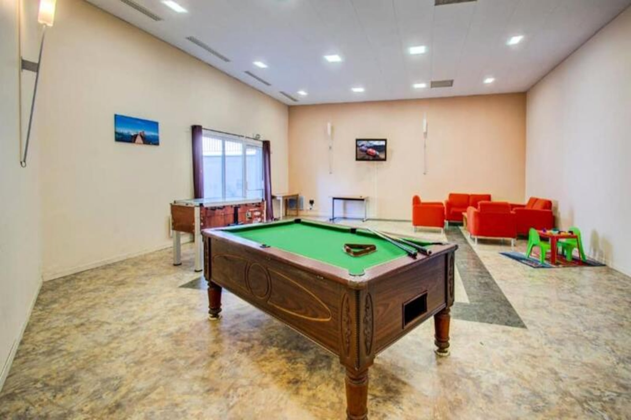 Studio 2 Pers. Avec Accès Piscine Et Sauna-Image-tags.