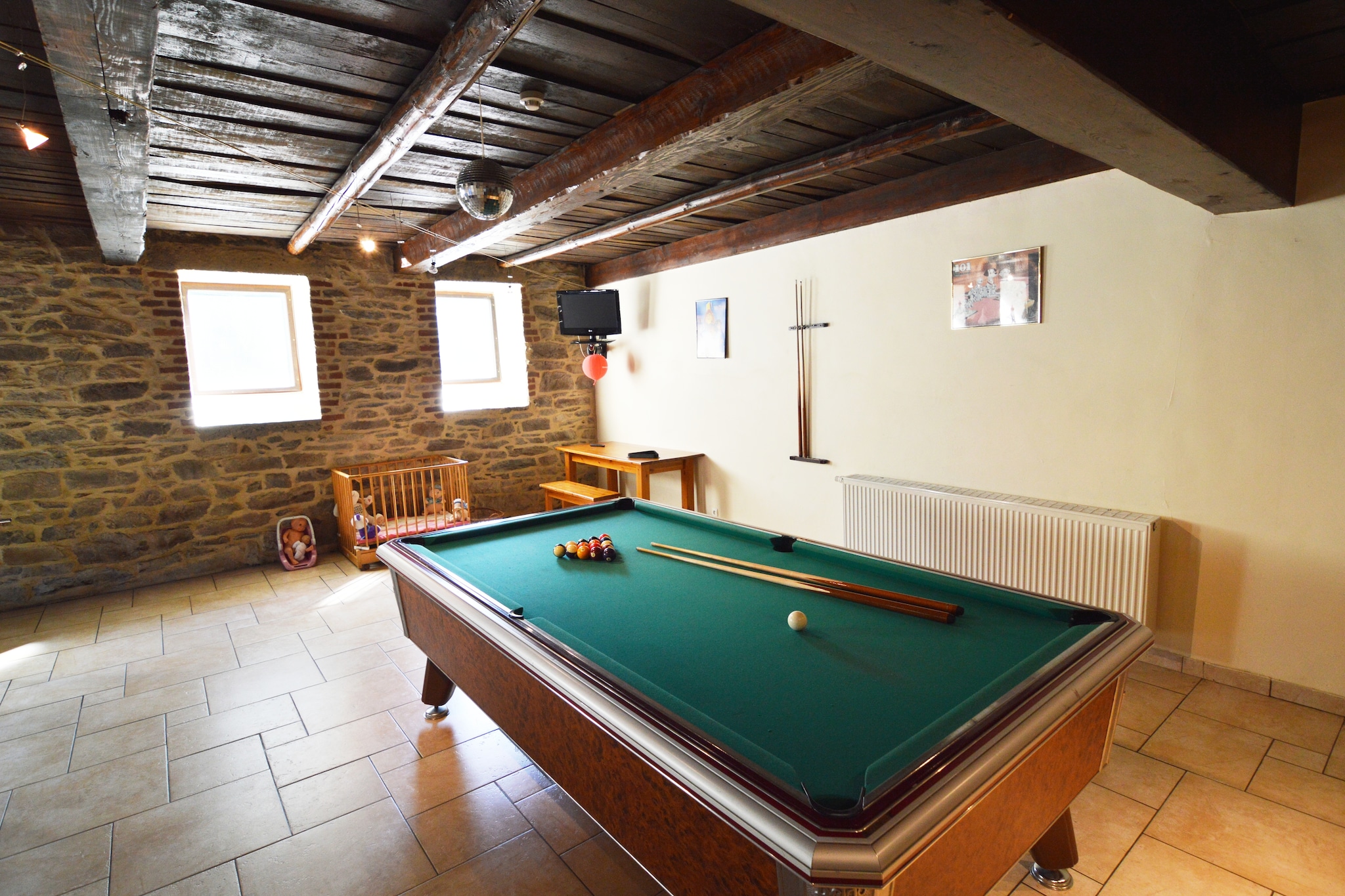 Vakantiehuis Vielsalm-Burtonville max. 24 personen 10 slaapkamers sauna #33