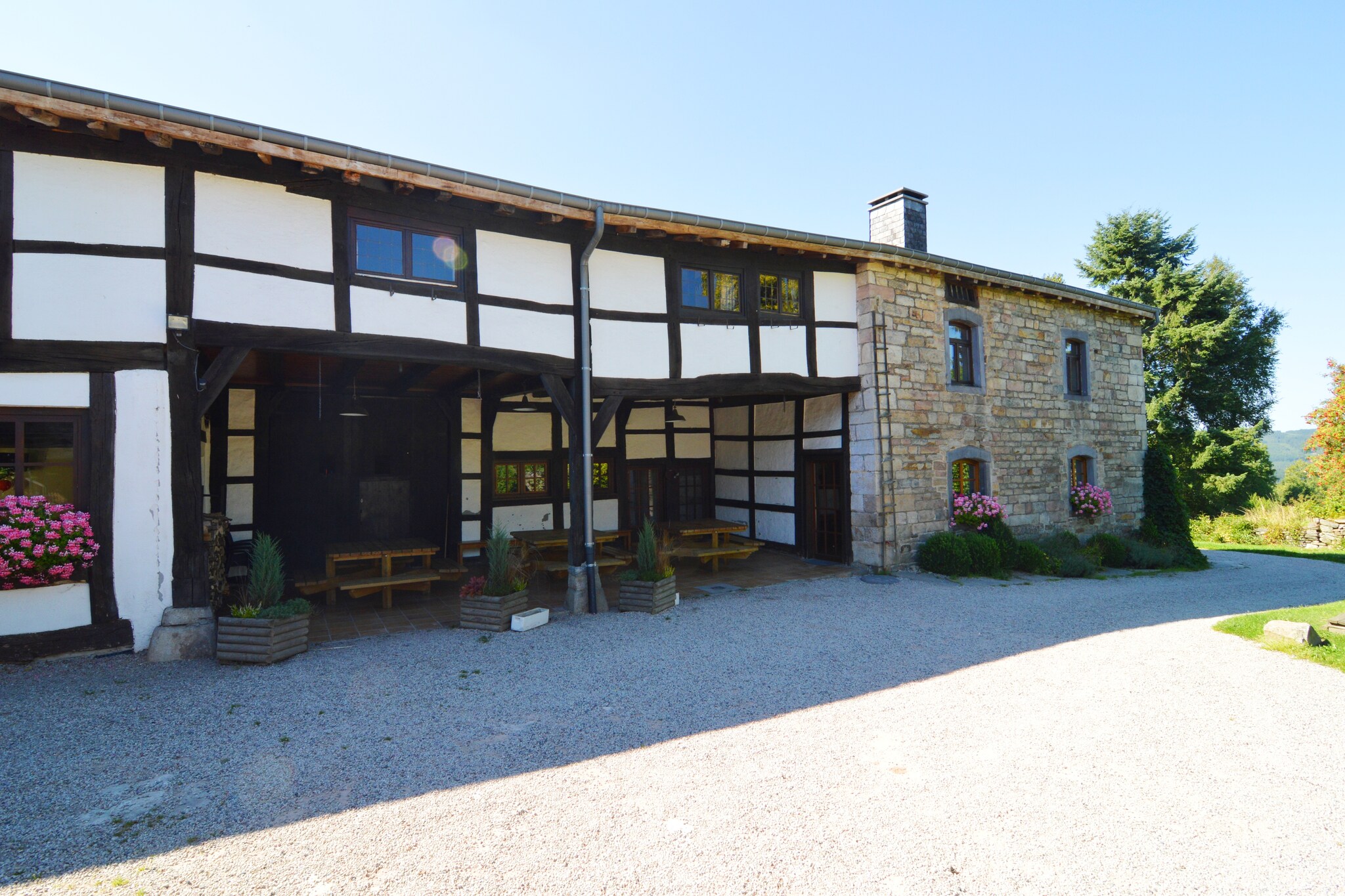 Vakantiehuizen Vielsalm-Burtonville EUR-BE-6690-20