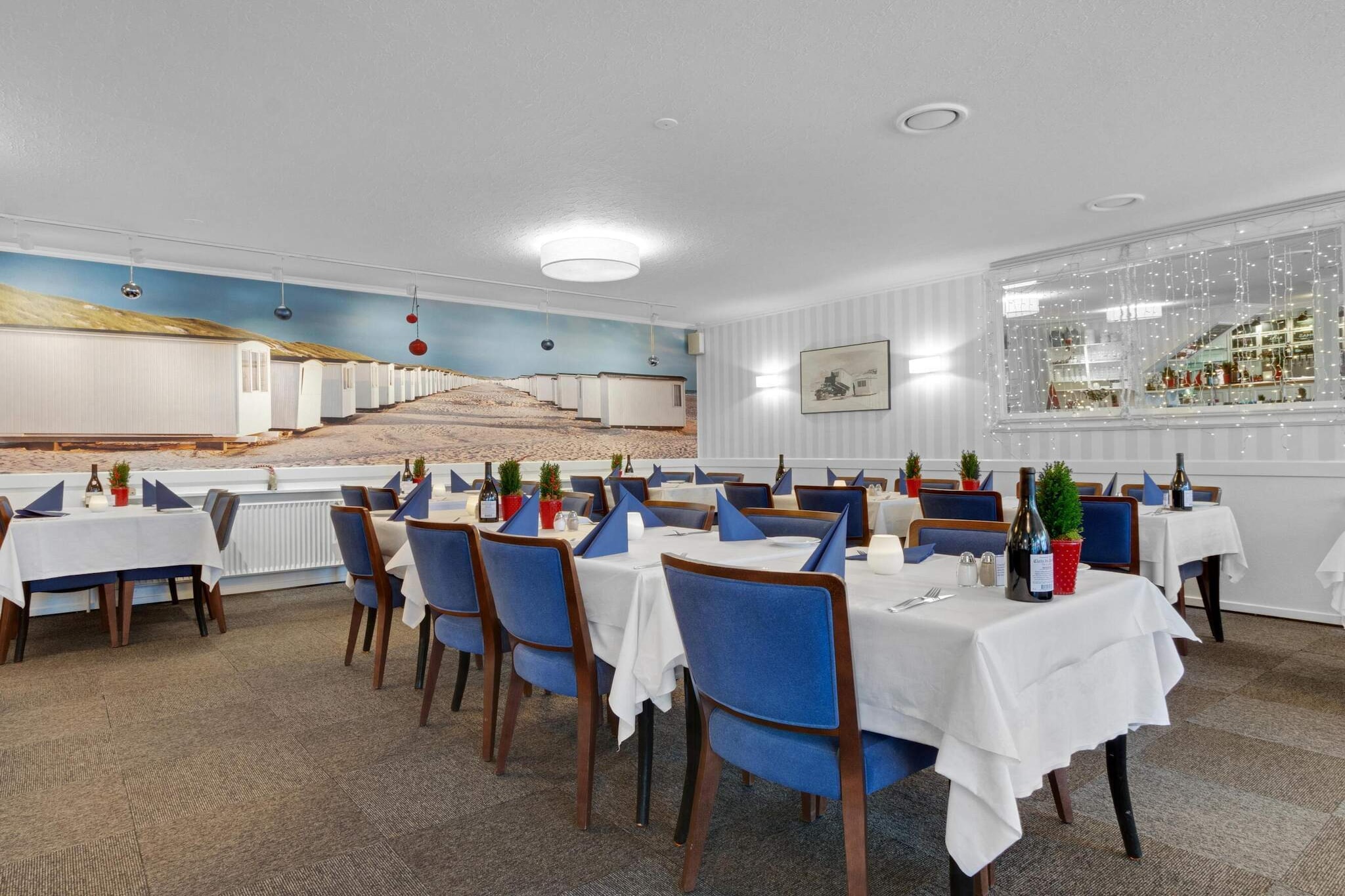 This charming and lovely holiday home offers a perfect blend of coziness and practicality across two levels. The layout ensures both peaceful nights and lively gatherings, with the bedrooms located on the first floor, providing a quiet retreat. On the ground floor, you'll find the living room, bathroom, and a spacious open-plan kitchen/living room, ideal for relaxing or cooking meals together. The living room opens directly onto a beautiful terrace, perfect for enjoying the sun or drying off your swimwear after a refreshing walk along the nearby beach.
The terrace offers an inviting space to unwind outdoors, making it the ideal spot for enjoying warm summer days or evening meals. Whether you're seeking relaxation or a bit of adventure, this holiday home caters to all your needs with a thoughtful layout that combines comfort and convenience. It’s a peaceful escape, with everything you need for a memorable stay.
The property is non-smoking, and youth groups are not allowed, ensuring a calm environment for all guests. Whether you're visiting with family or friends, this lovely holiday home provides a perfect setting for your next getaway.
A refundable deposit might be charged closer to your check-in date. This deposit covers utilities consumed during your stay and any additional services that may be taken. The final amount will be adjusted based on actual meter readings, actual usage of extra services, and any remaining balance will be refunded within 21 days after checkout.