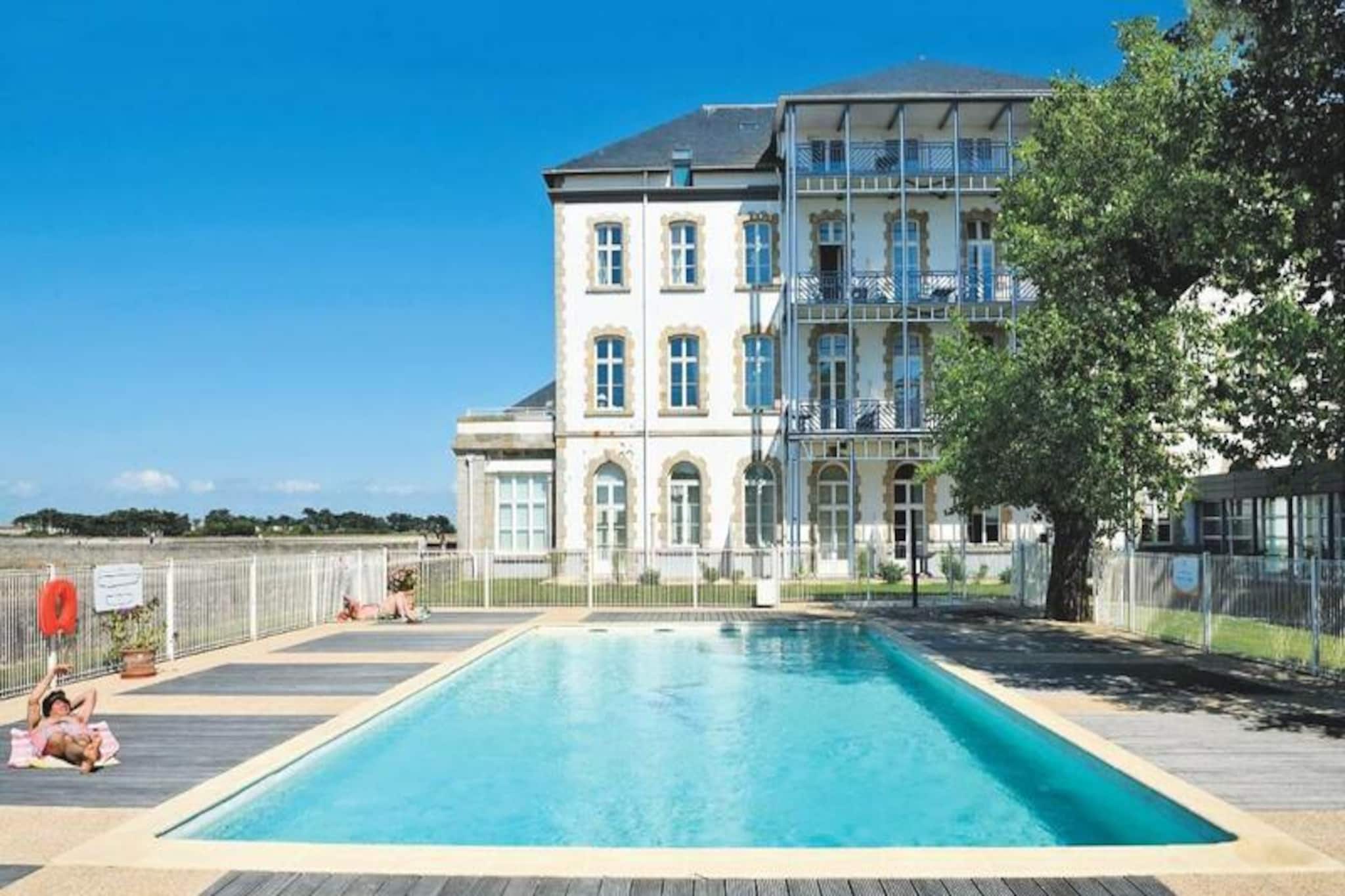 Apartment in Le Croisic by the Beach