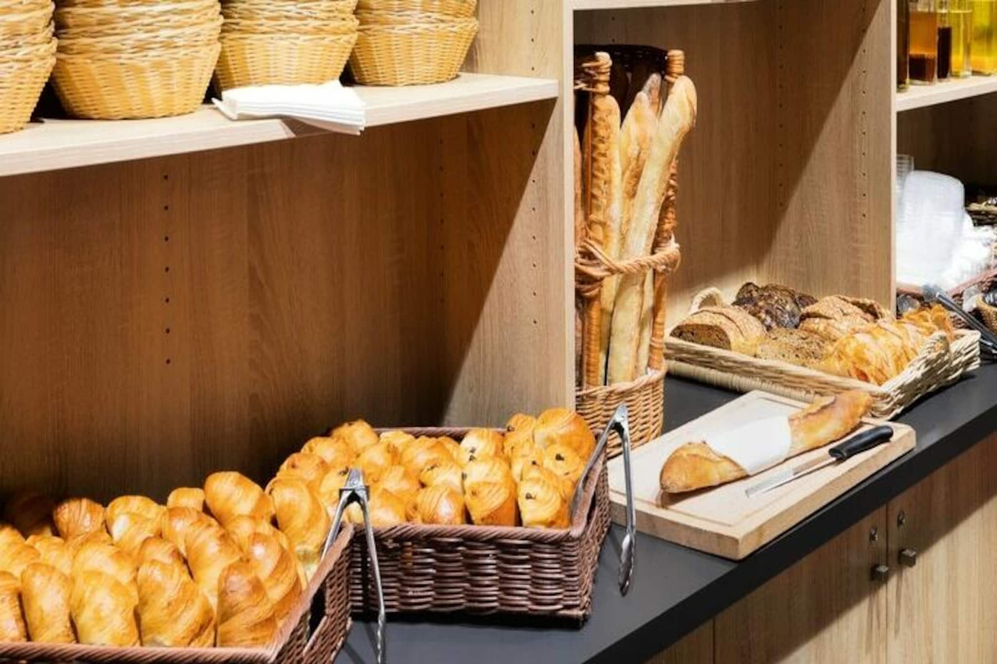 SOWELL Family Riviera****-Image-tags.