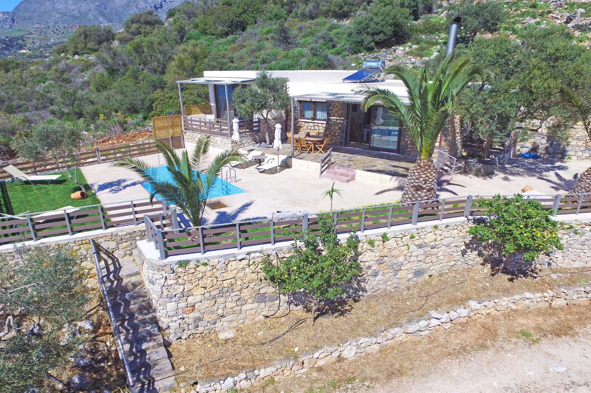 Souda Bay Cottage-Buitenlucht