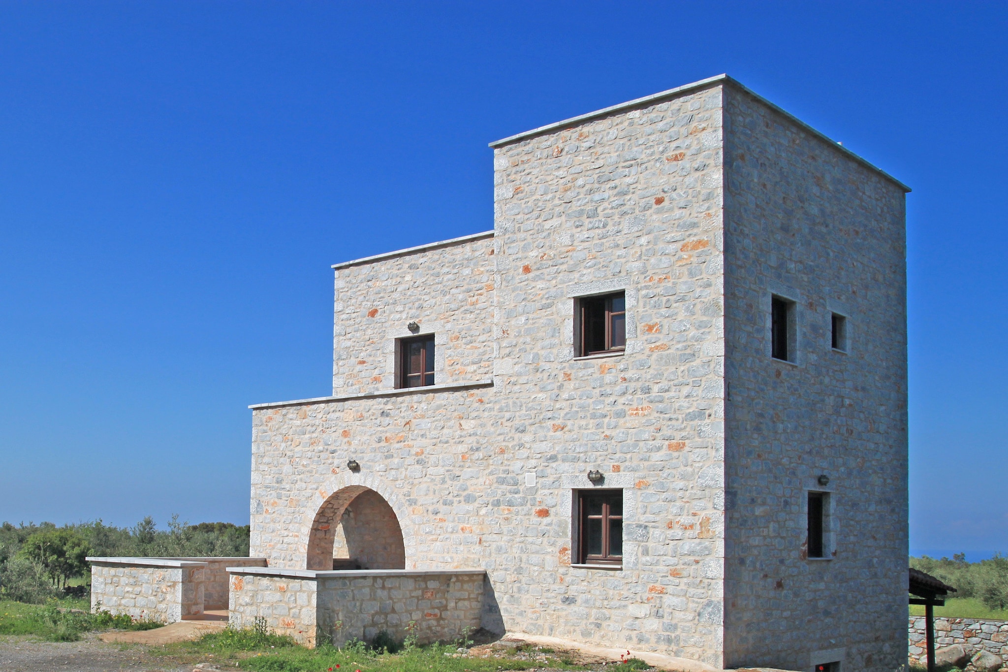 Anaroussa Diros Maisonette-Buitenlucht