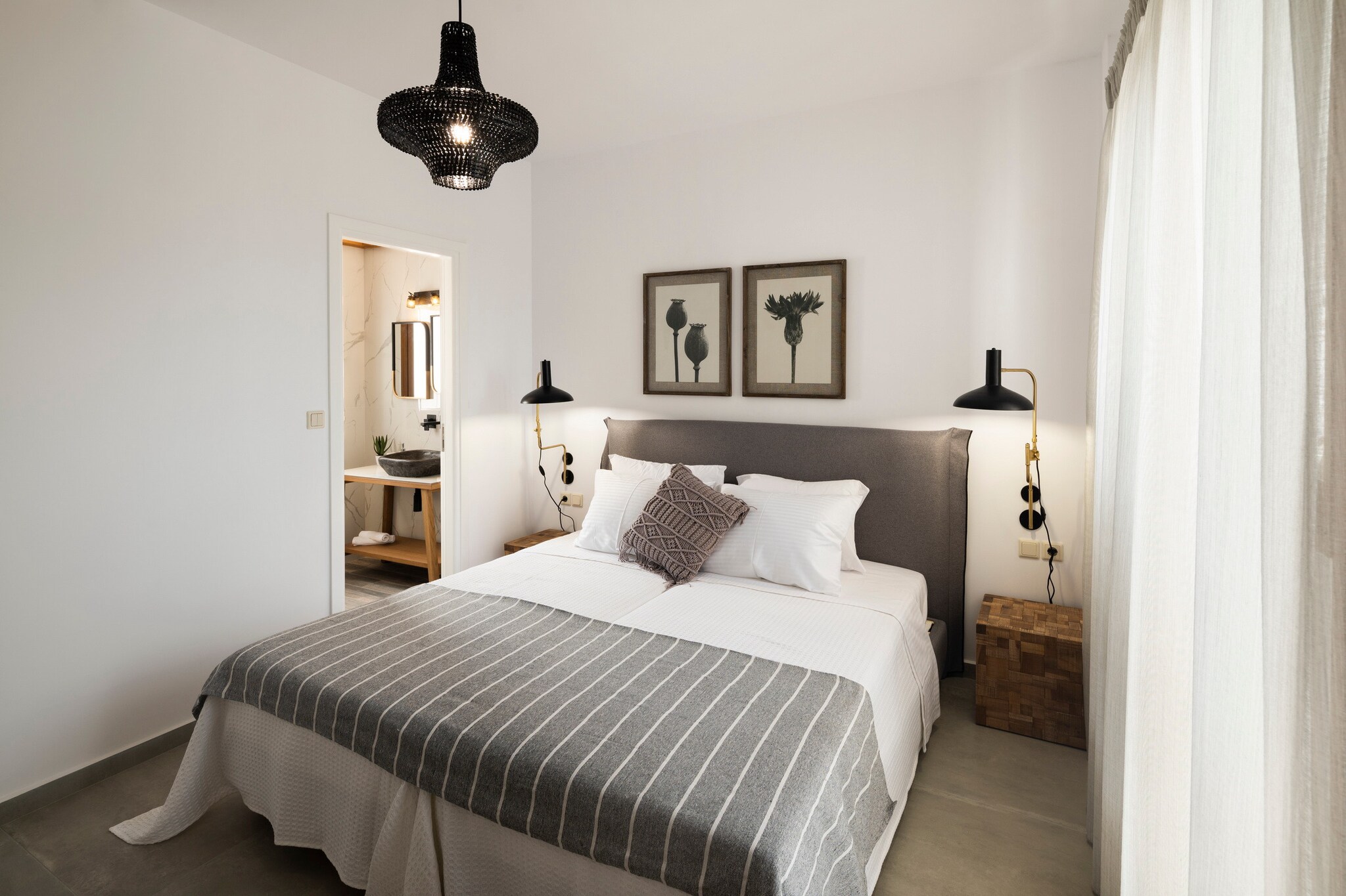 On the 1st floor: (Living room(TV, dining table, seating area), Kitchen(electric kettle, toaster, coffee machine, oven, microwave, dishwasher, fridge, freezer, Juicer, dishes and cutlery), bedroom(double bed), bedroom(double bed), bedroom(single bed, single bed), bedroom(single bed, single bed), bathroom(bath tub, washbasin, toilet), bathroom(bath tub, washbasin, toilet), bathroom(bath tub, washbasin, toilet), bathroom(shower, washbasin, toilet), Internet access)\n\ntumble dryer, washing machine, balcony, air conditioning, terrace, garden(fenced), garden, sun loungers, BBQ, parking, swimming pool(shared with other guests), ironing board, iron, hairdryer, heating, Extra pillows and blankets, Wine glasses