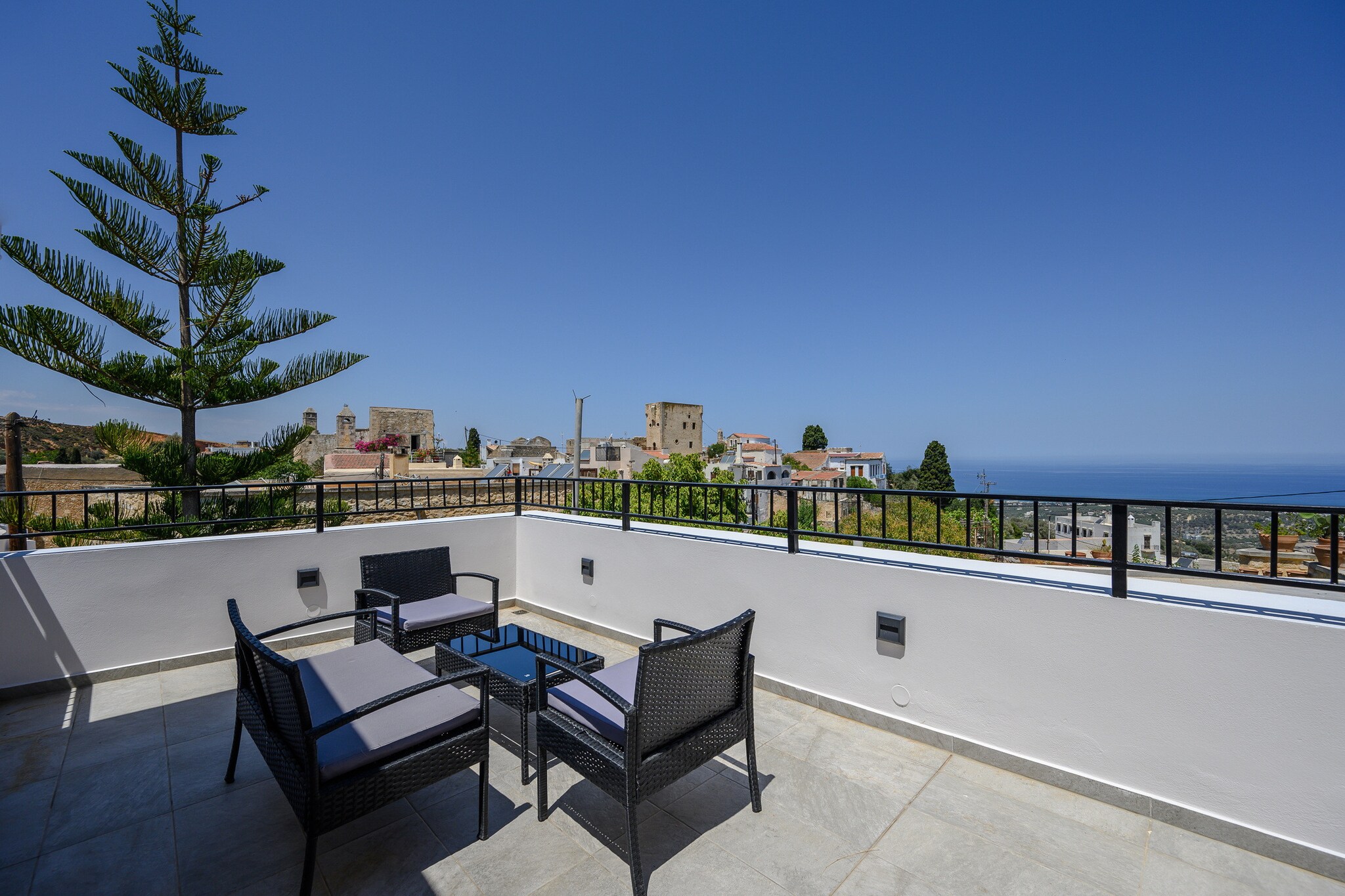 View Mare Maroulas-Terrasbalkon