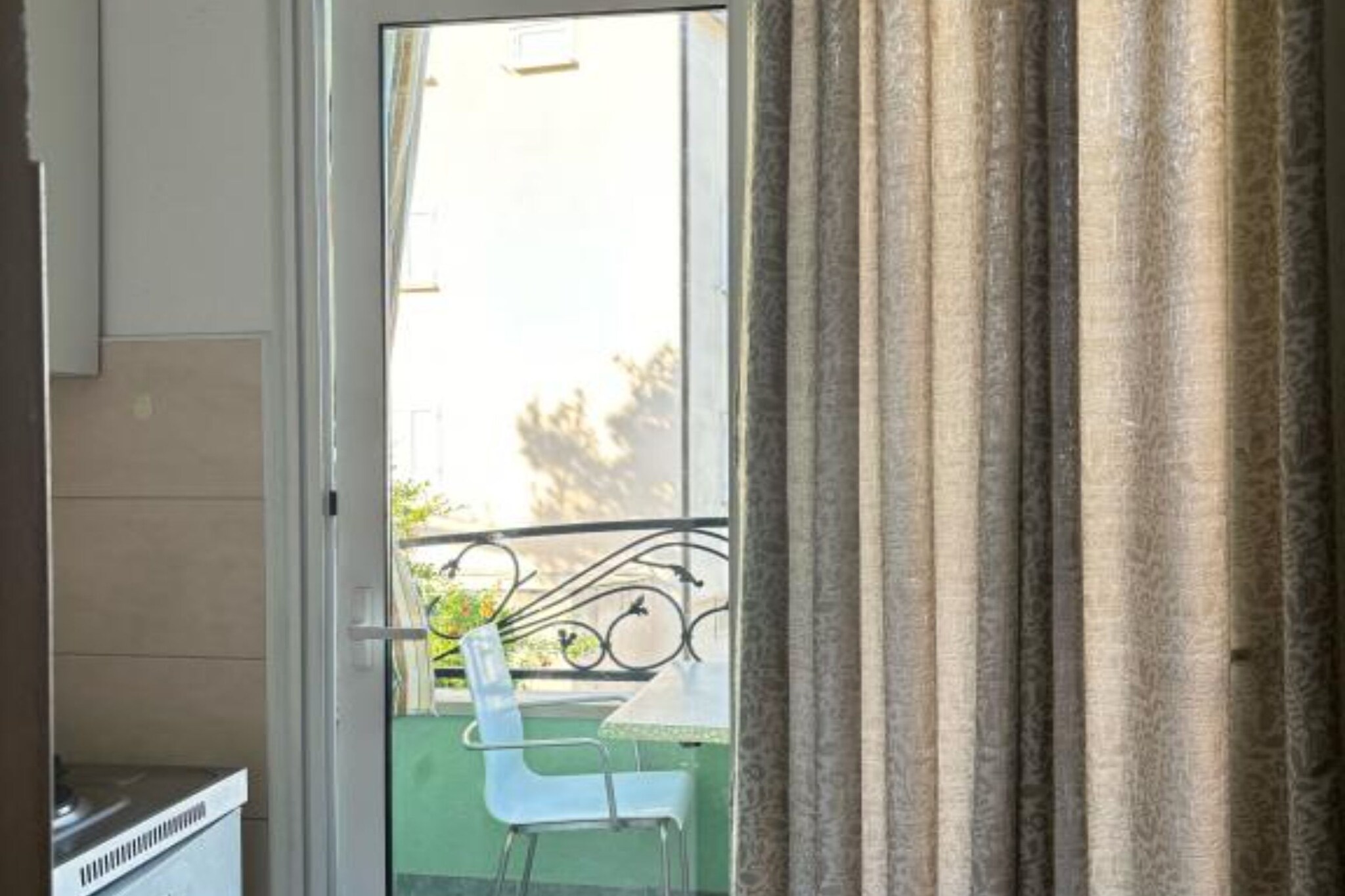 Studio Apartment 2