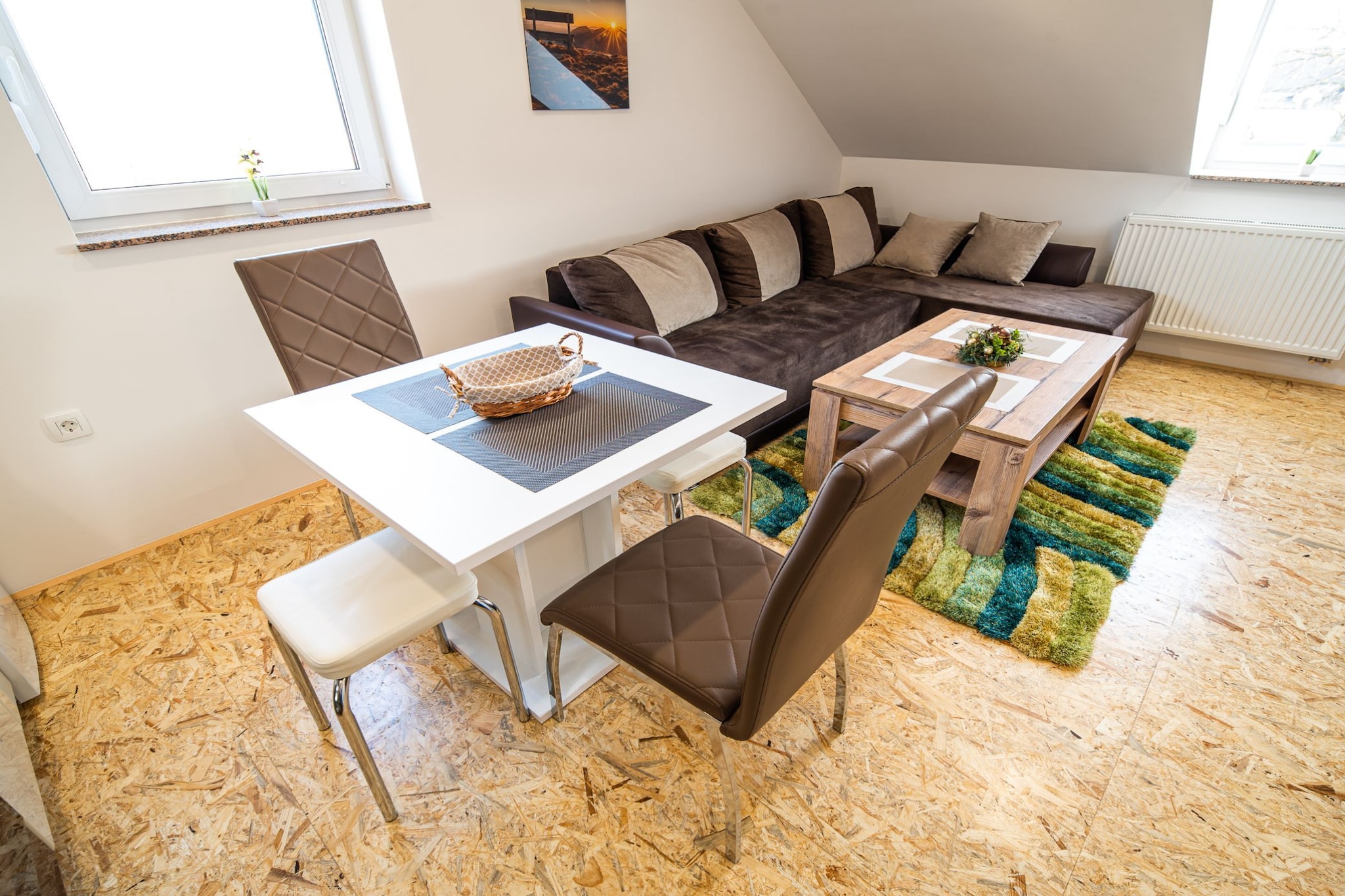 City Modern and Vibrant Apartments Ljubljana - One Bedroom Apartment-Woonkamer
