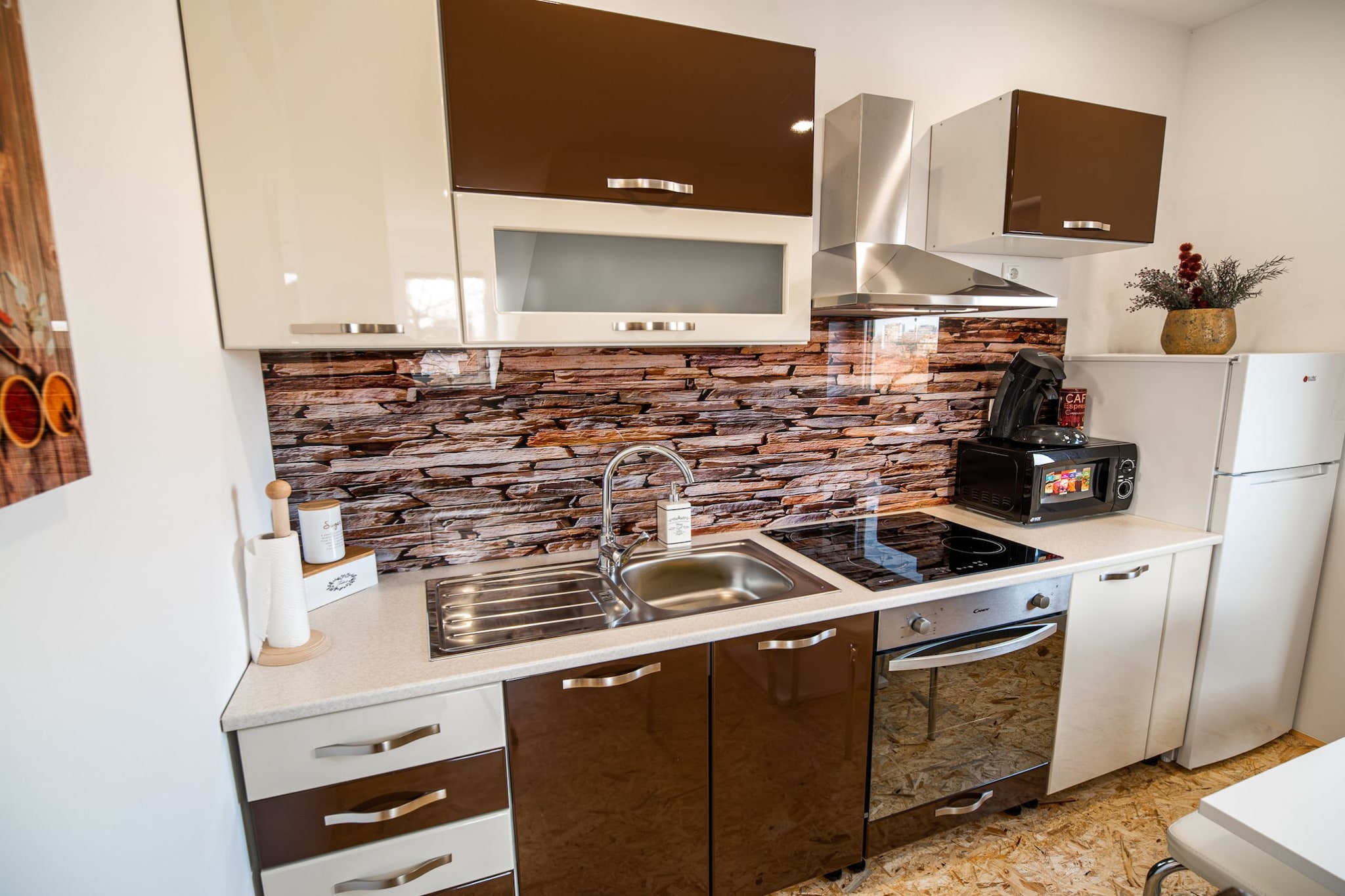 City Modern and Vibrant Apartments Ljubljana - One Bedroom Apartment-Keuken