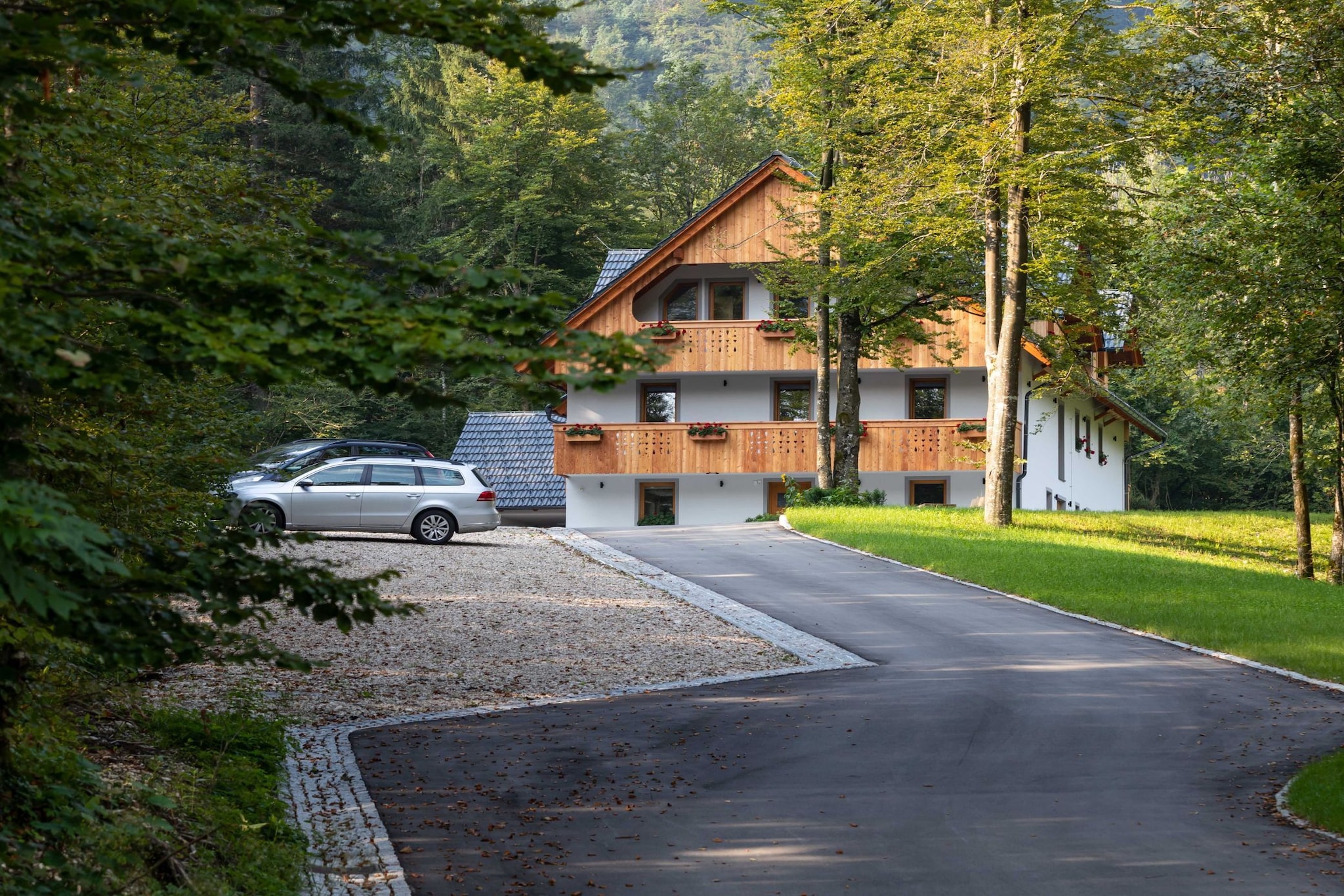 The Woodland Nook Apartments Bohinj - Classic Two Bedroom Apartment with Balcony (owner C)-Buitenlucht
