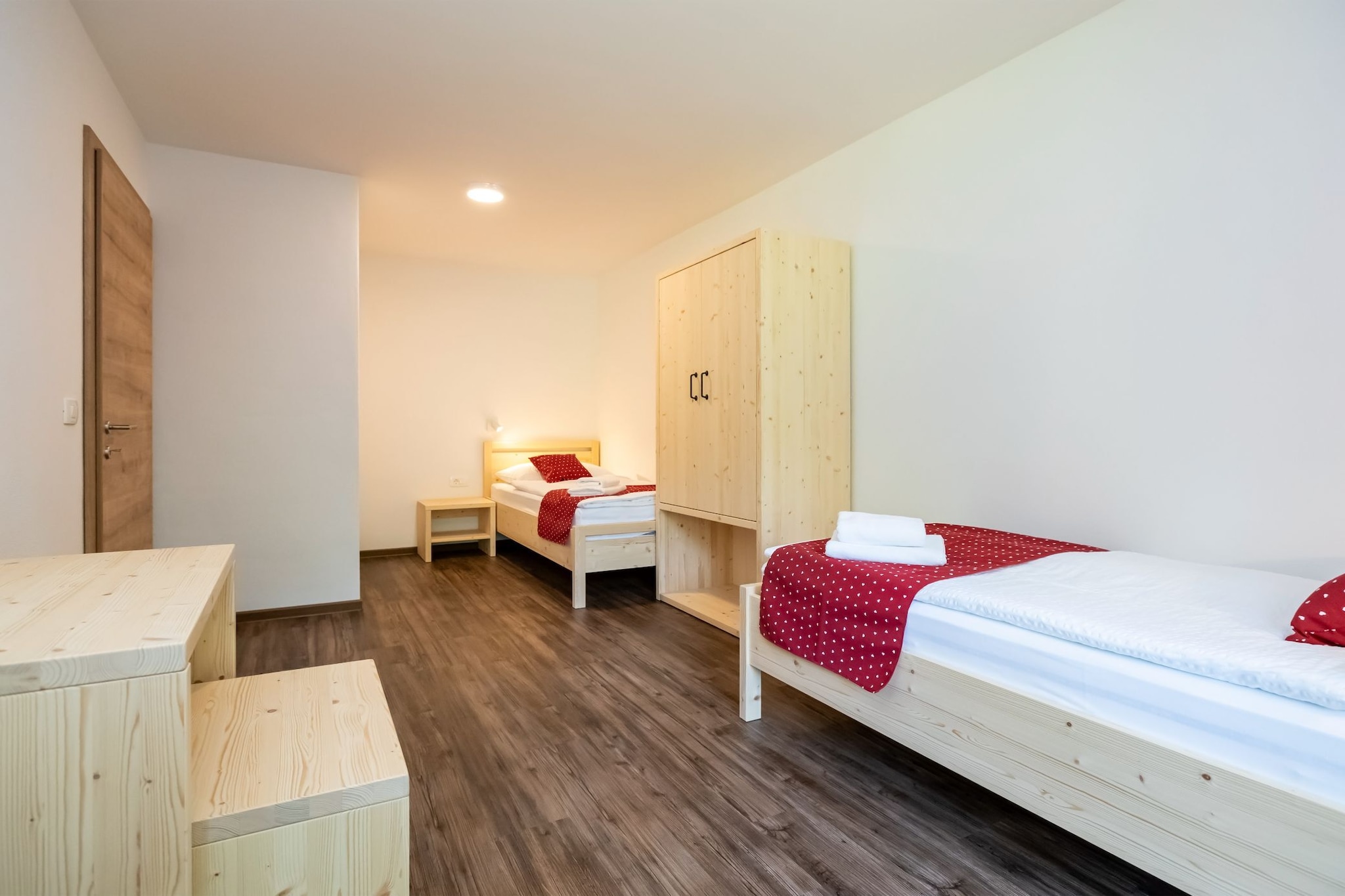 The Woodland Nook Apartments Bohinj - Classic Two Bedroom Apartment with Balcony (owner C)-Slaapkamer