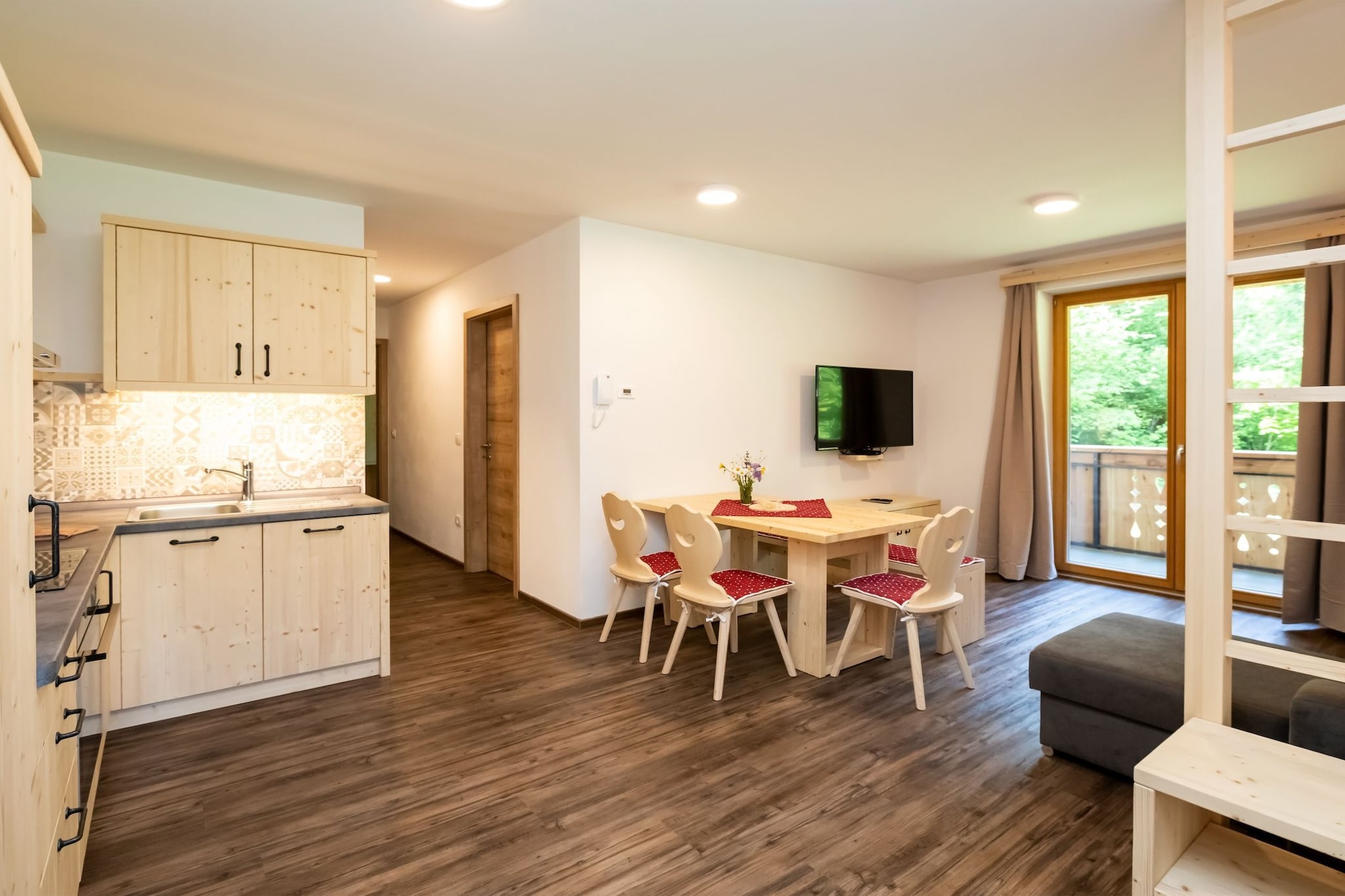 The Woodland Nook Apartments Bohinj - Classic Two Bedroom Apartment with Balcony (owner C)-Keuken