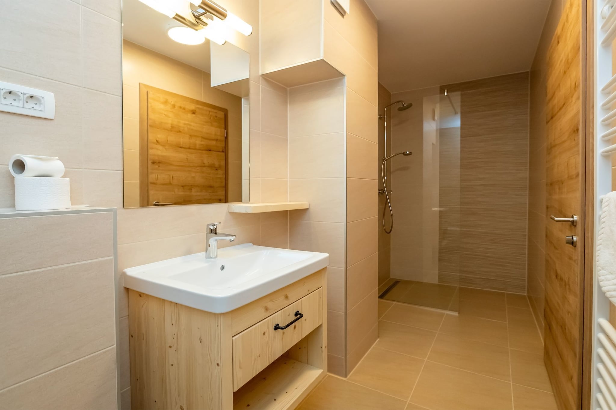 The Woodland Nook Apartments Bohinj - Classic Two Bedroom Apartment with Balcony (owner C)-Badkamer