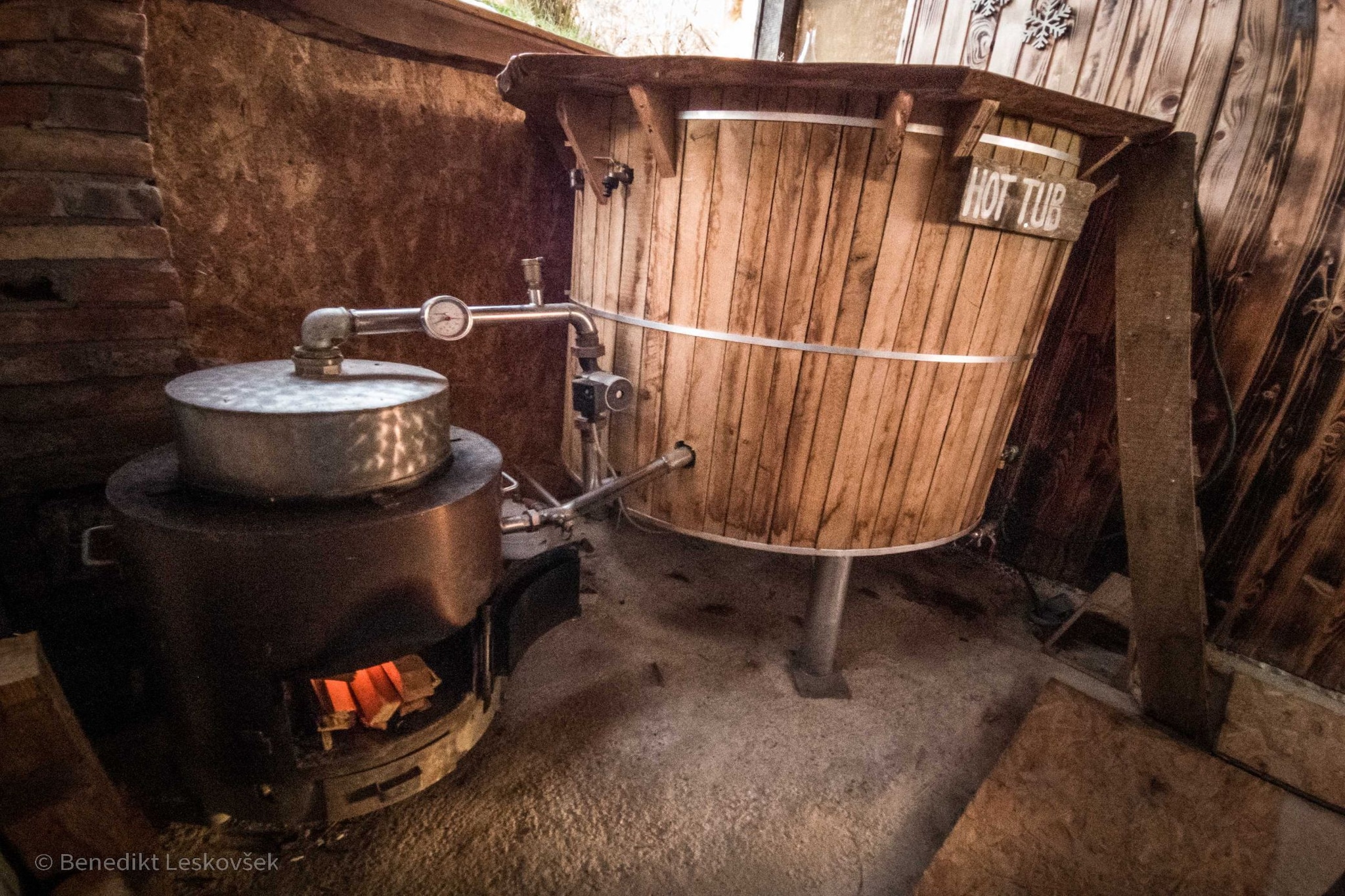 Rustic Refuge Glamping with Hot-Tub and Sauna - Double room with Terrace-Badkamer