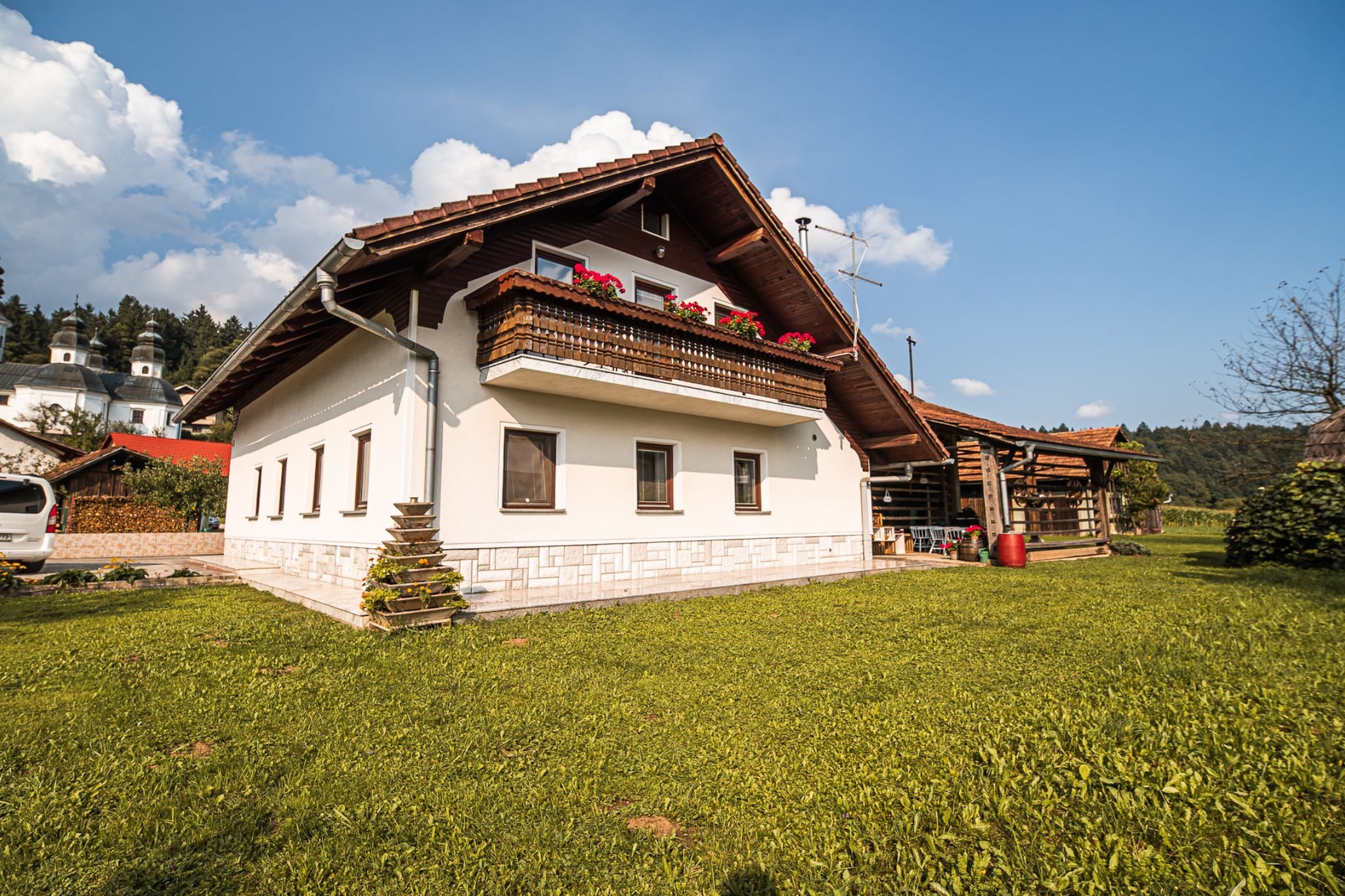 Idyllic Mountain Getaway Holiday Home - Two Bedroom Holiday Home-Extérieur