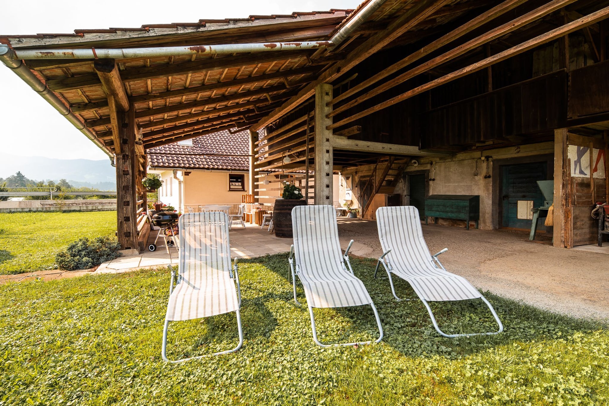 Idyllic Mountain Getaway Holiday Home - Two Bedroom Holiday Home-Extérieur